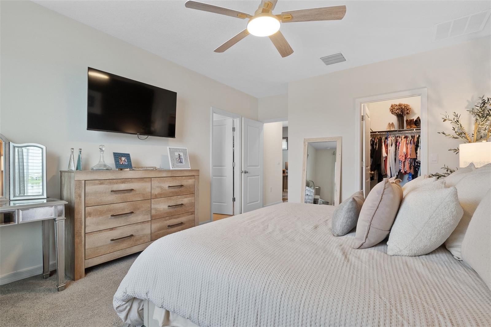 355 MANGROVE SHADE CIR