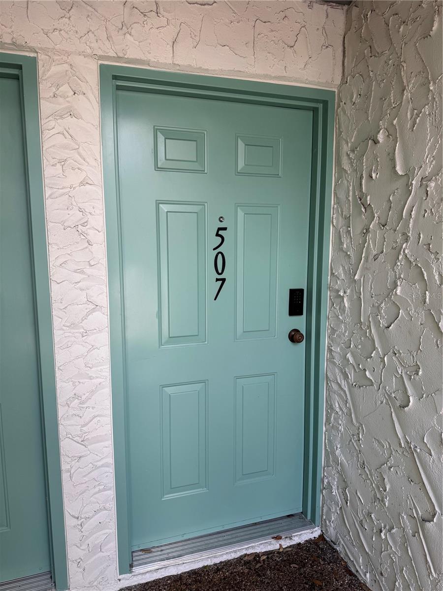 11525 8TH WAY N #507