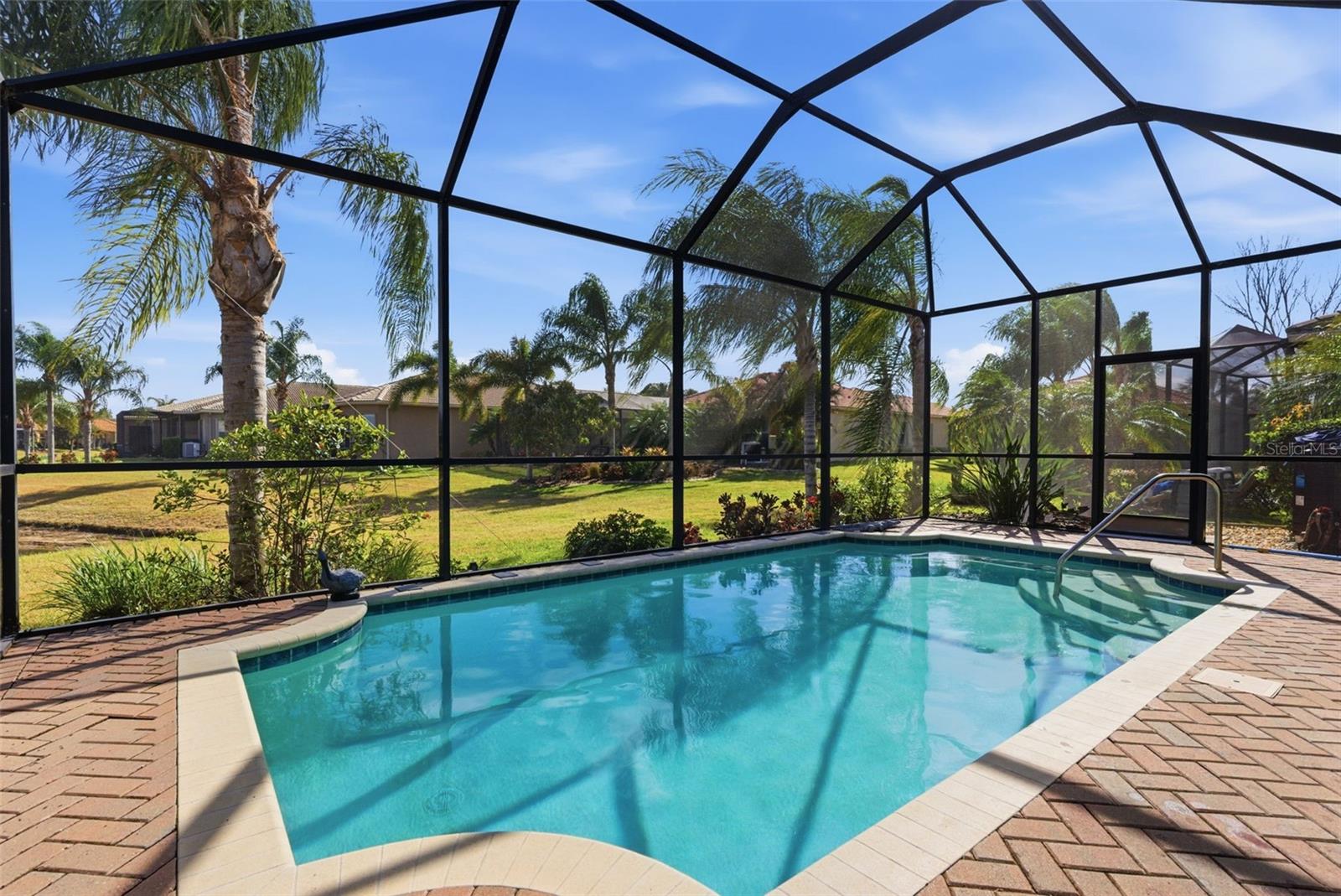 16207 CAPE CORAL DR