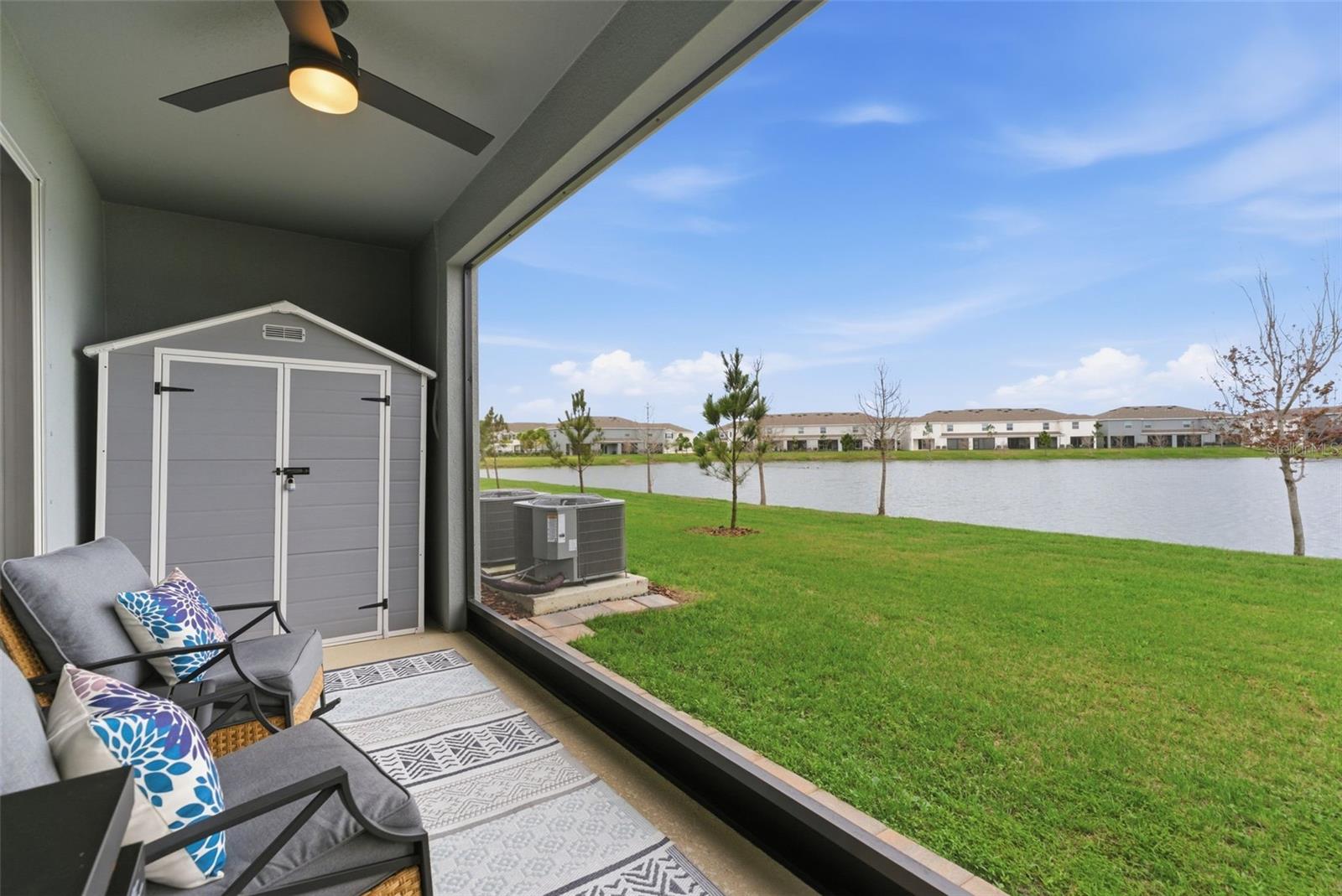 475 MANGROVE SHADE CIR