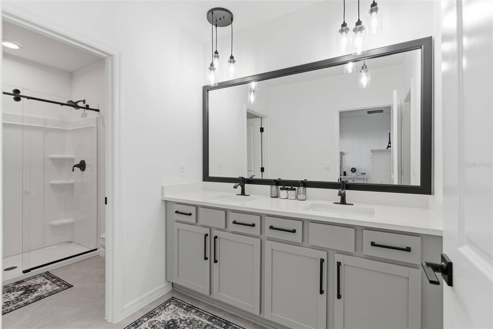 475 MANGROVE SHADE CIR