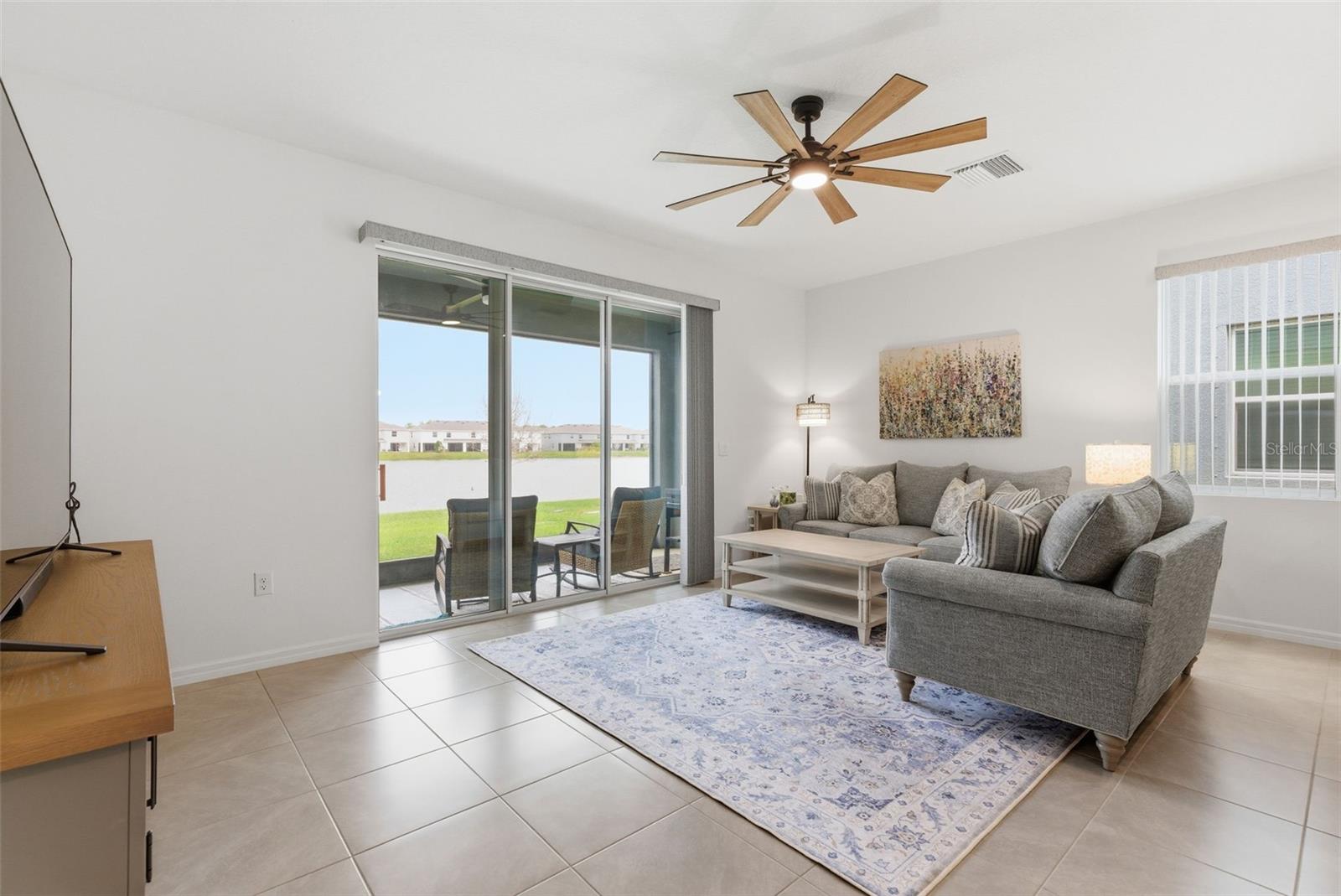 475 MANGROVE SHADE CIR