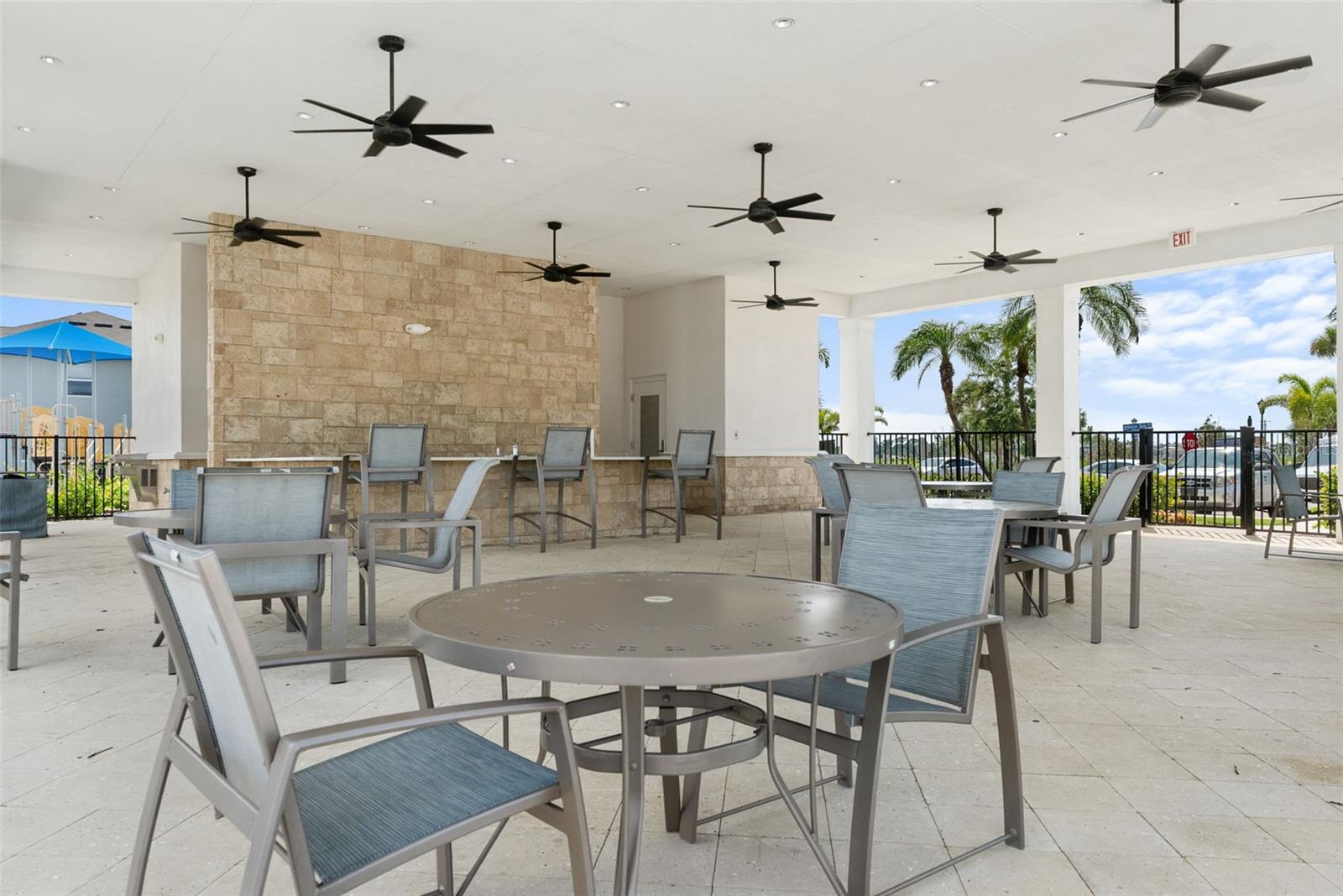 475 MANGROVE SHADE CIR