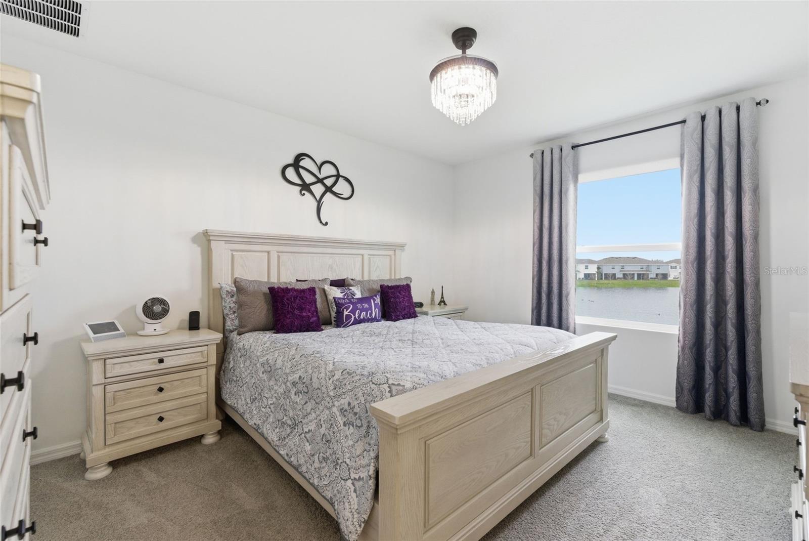 475 MANGROVE SHADE CIR