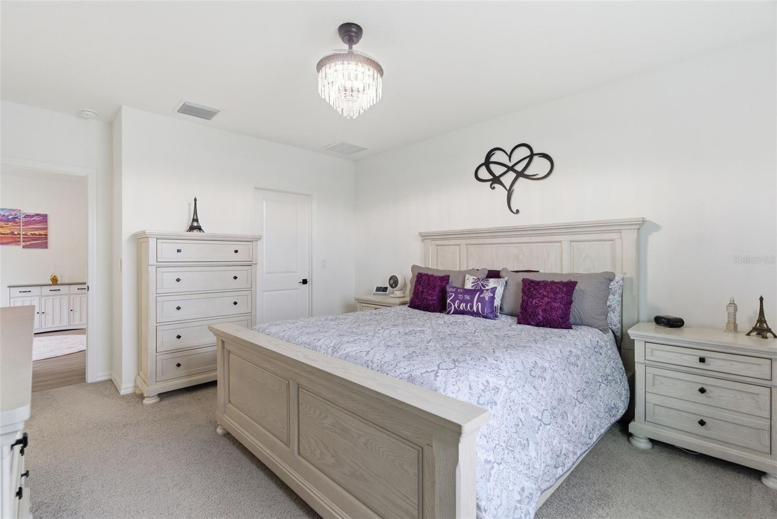475 MANGROVE SHADE CIR