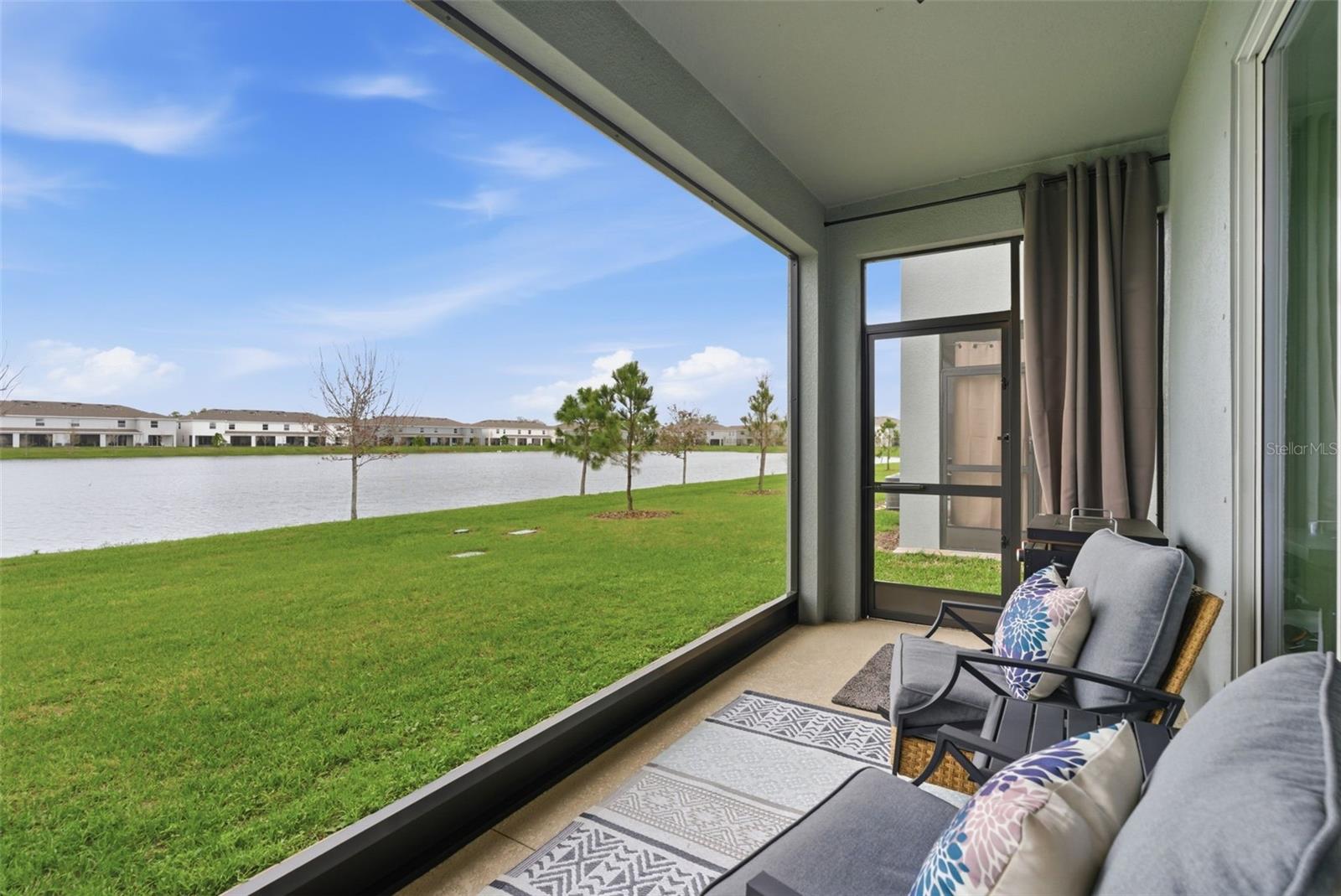 475 MANGROVE SHADE CIR