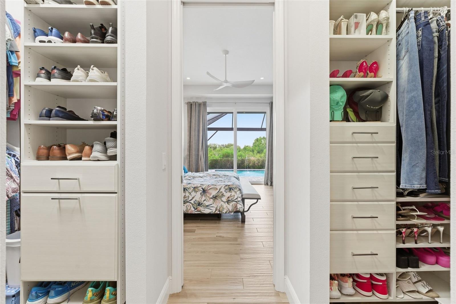 8245 GRANDE SHORES DR