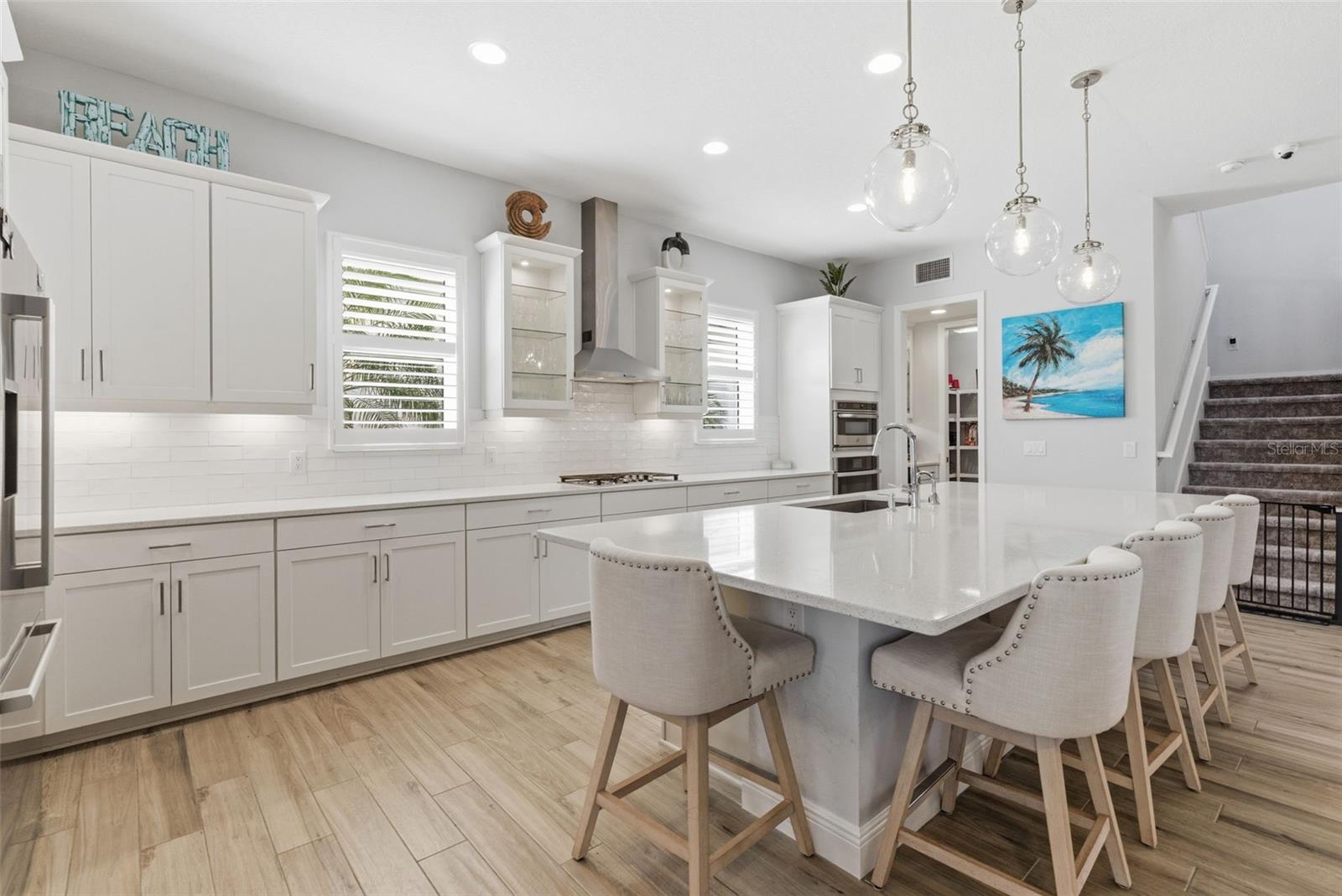 8245 GRANDE SHORES DR