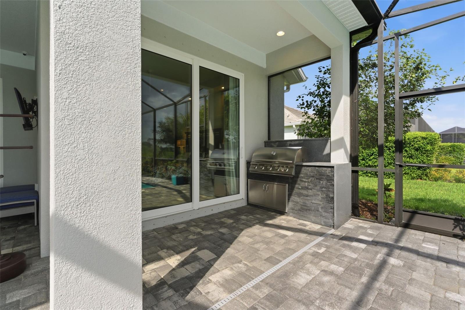 8245 GRANDE SHORES DR