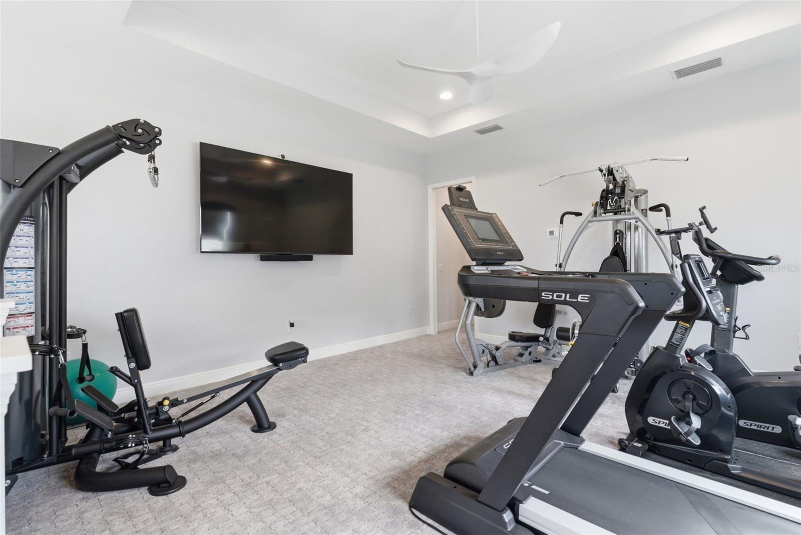 8245 GRANDE SHORES DR