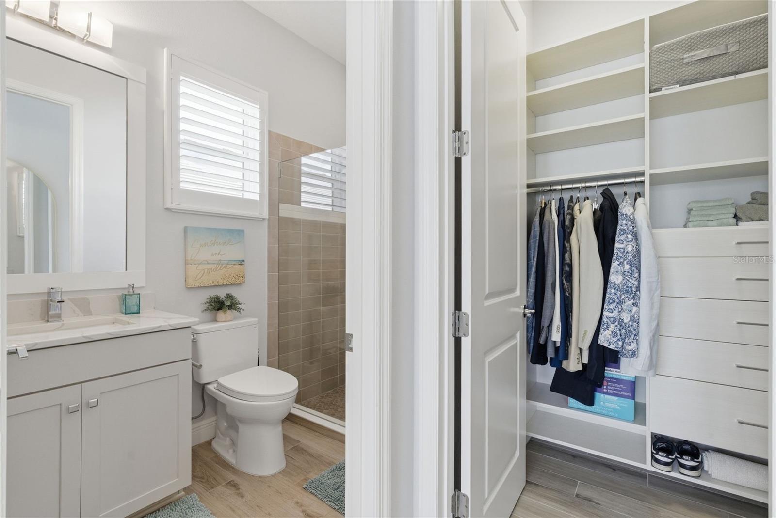 8245 GRANDE SHORES DR