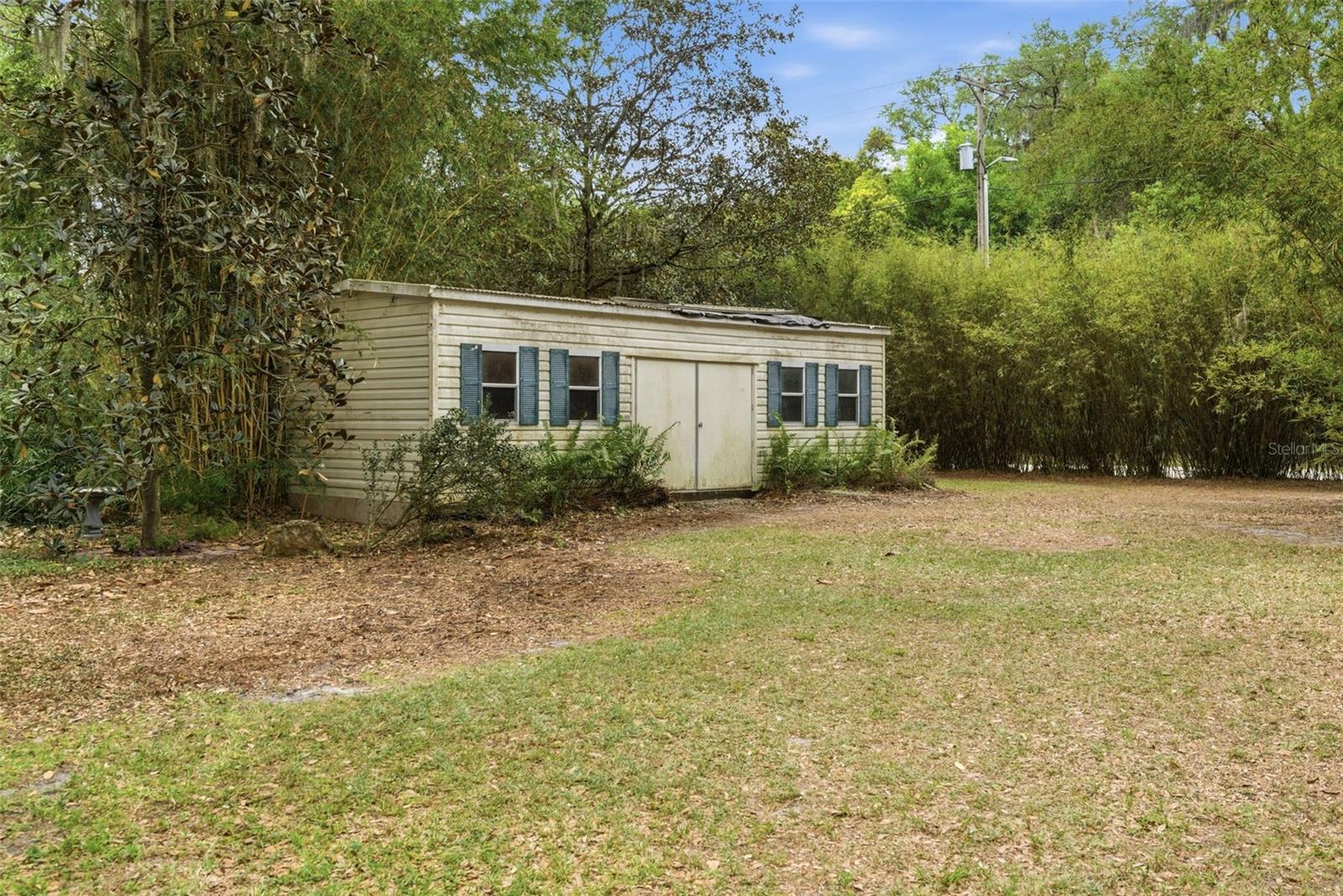 9101 WOOD TERRACE DR