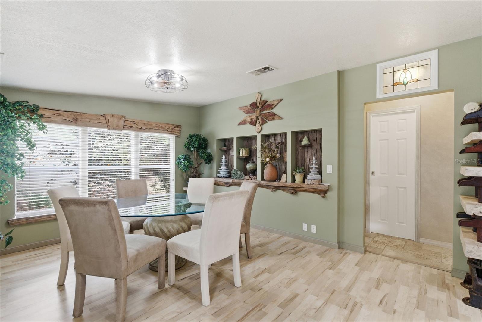 9101 WOOD TERRACE DR