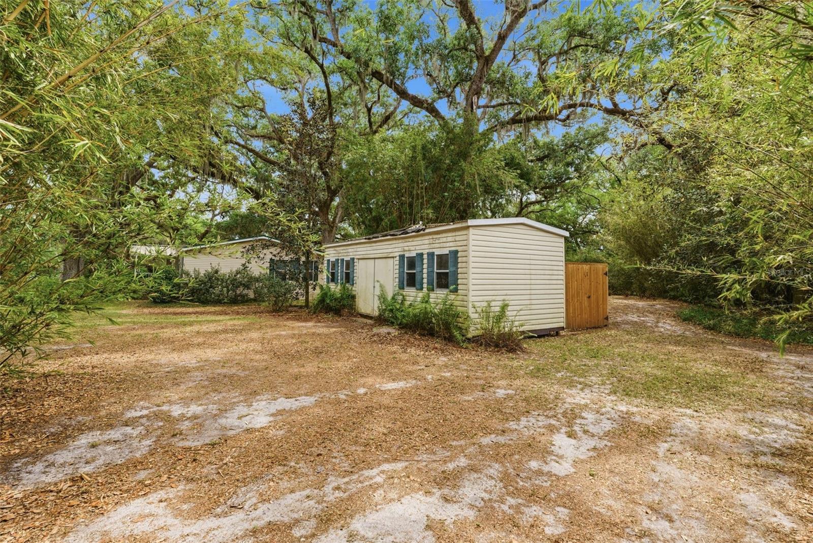 9101 WOOD TERRACE DR