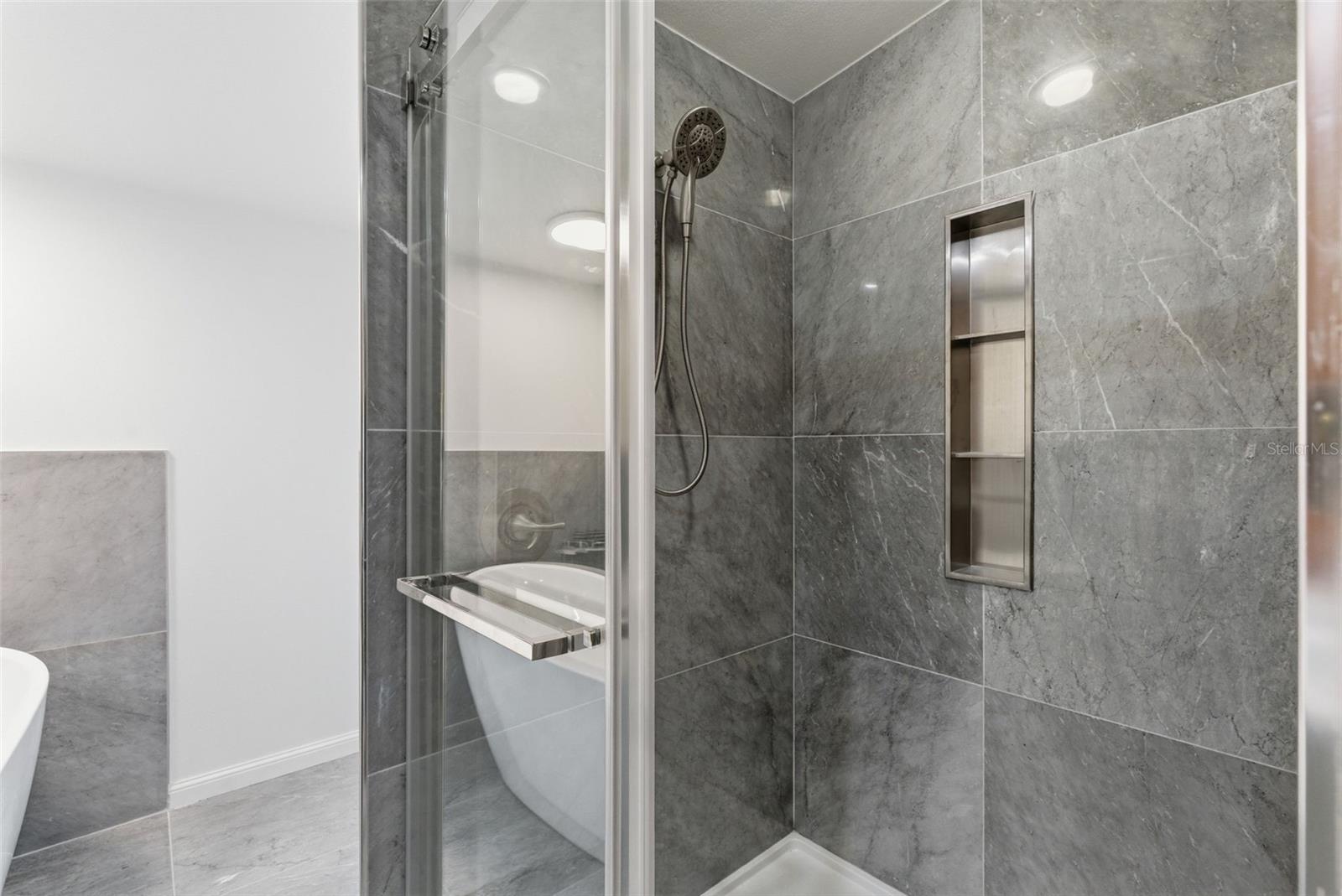 9101 WOOD TERRACE DR