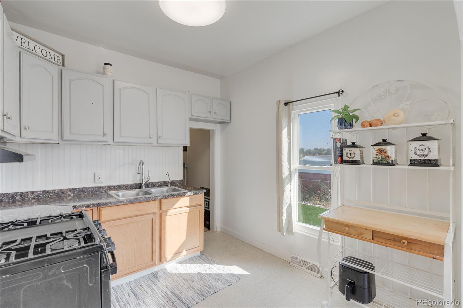 1984 Caroline Avenue