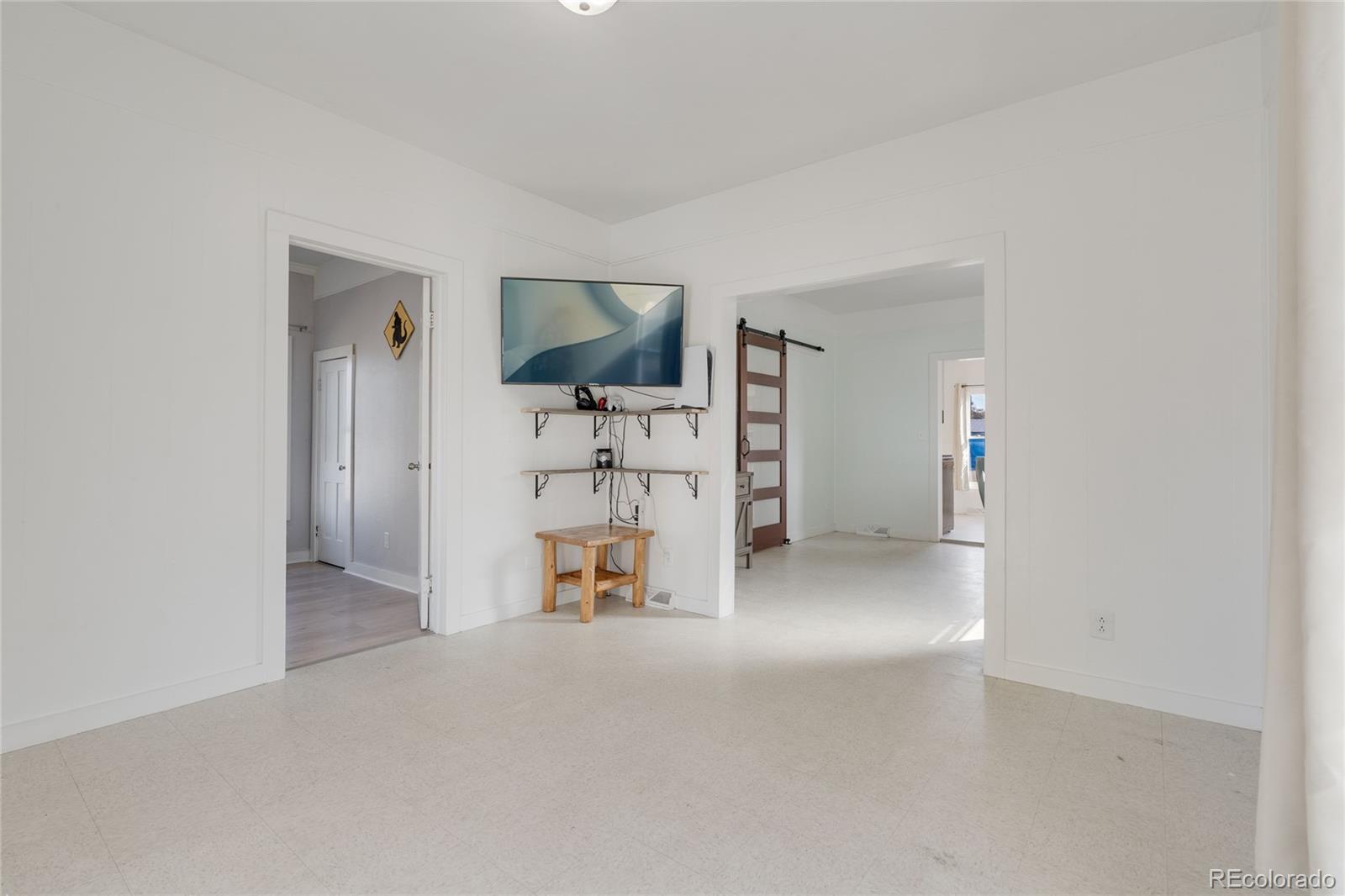 1984 Caroline Avenue