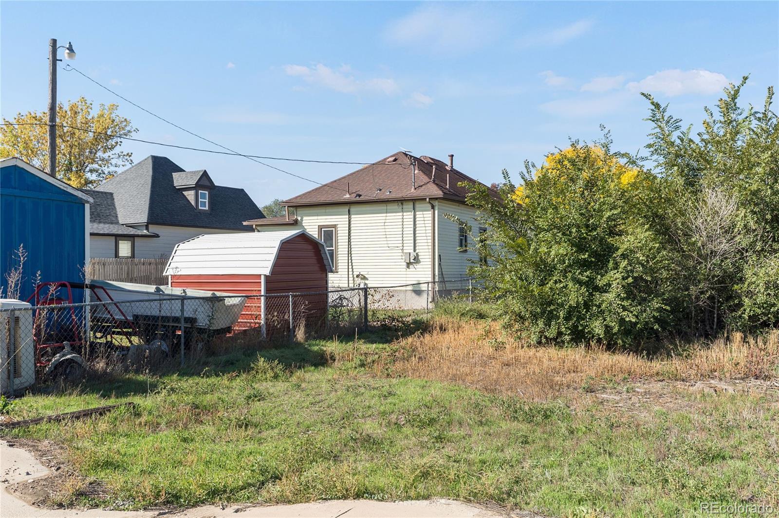 1984 Caroline Avenue