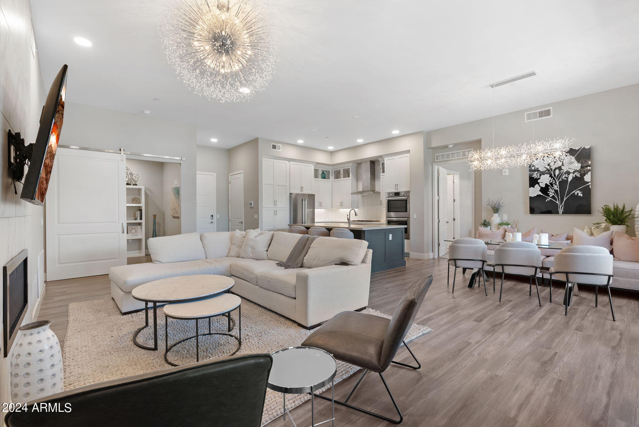5250 E Deer Valley Drive, 457