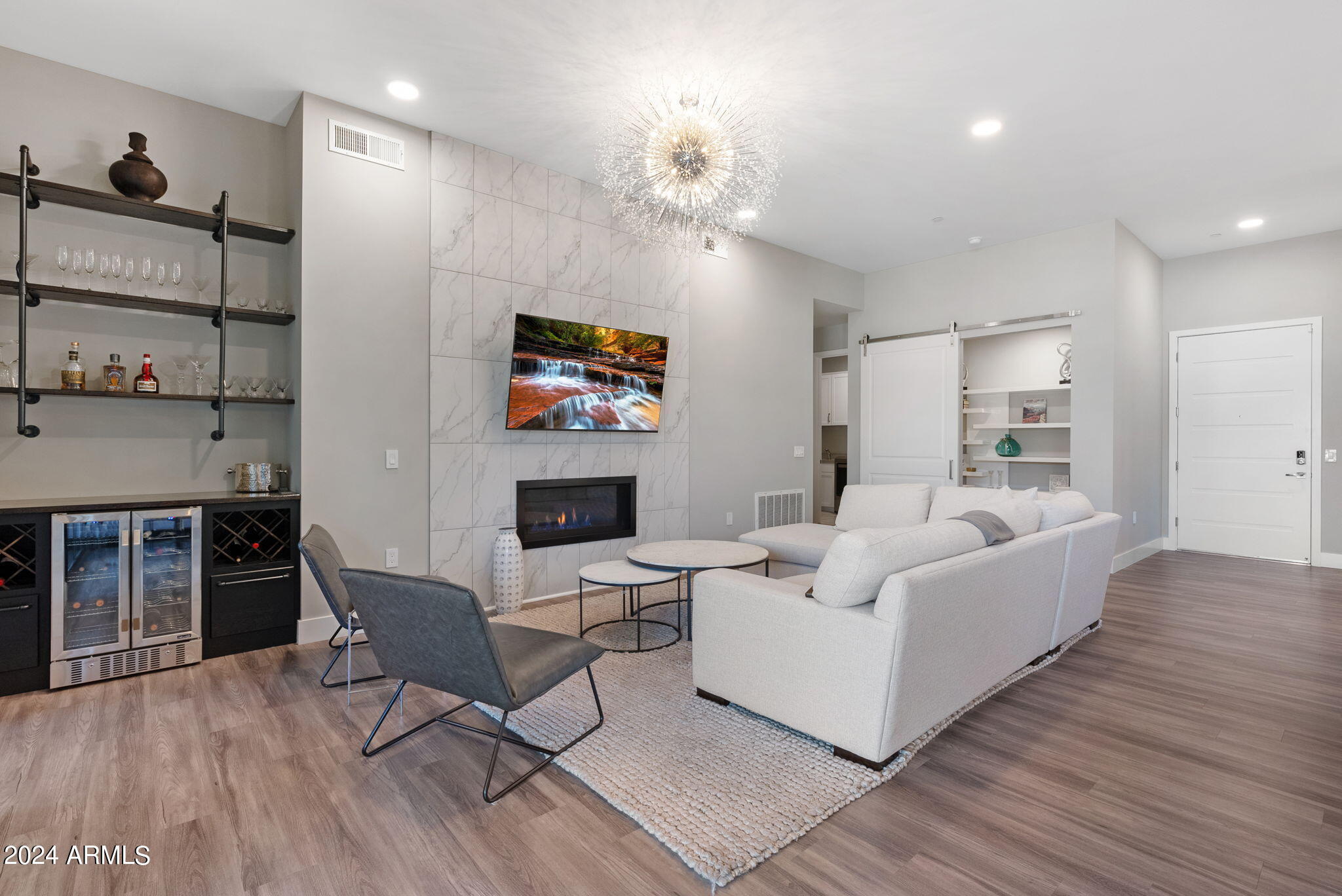 5250 E Deer Valley Drive, 457