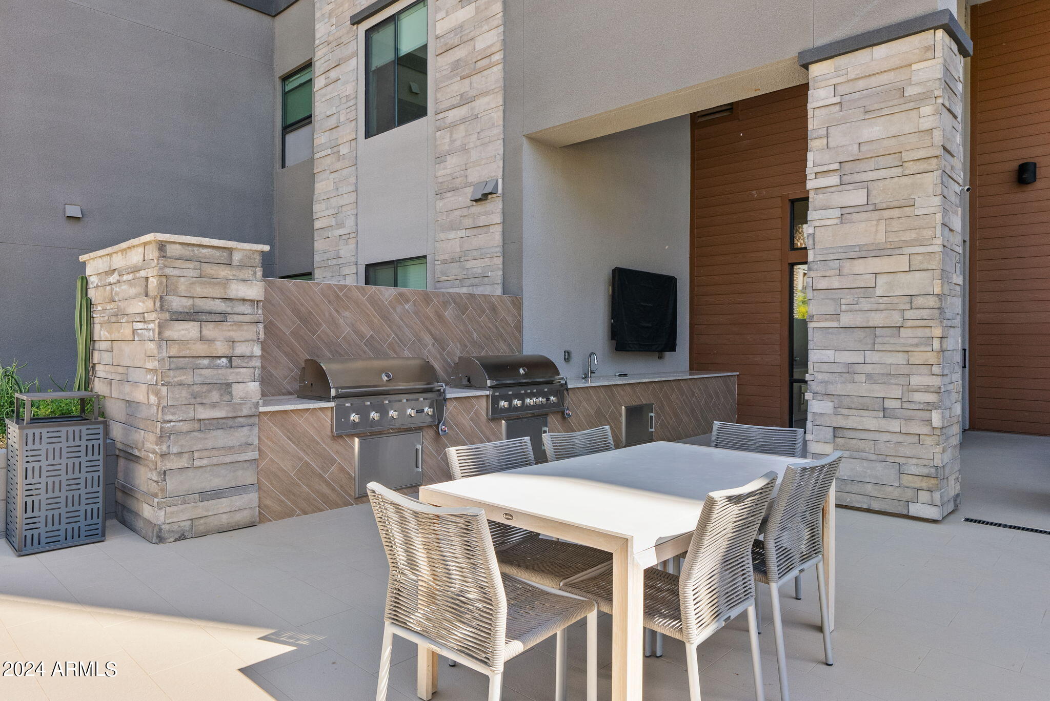 5250 E Deer Valley Drive, 457
