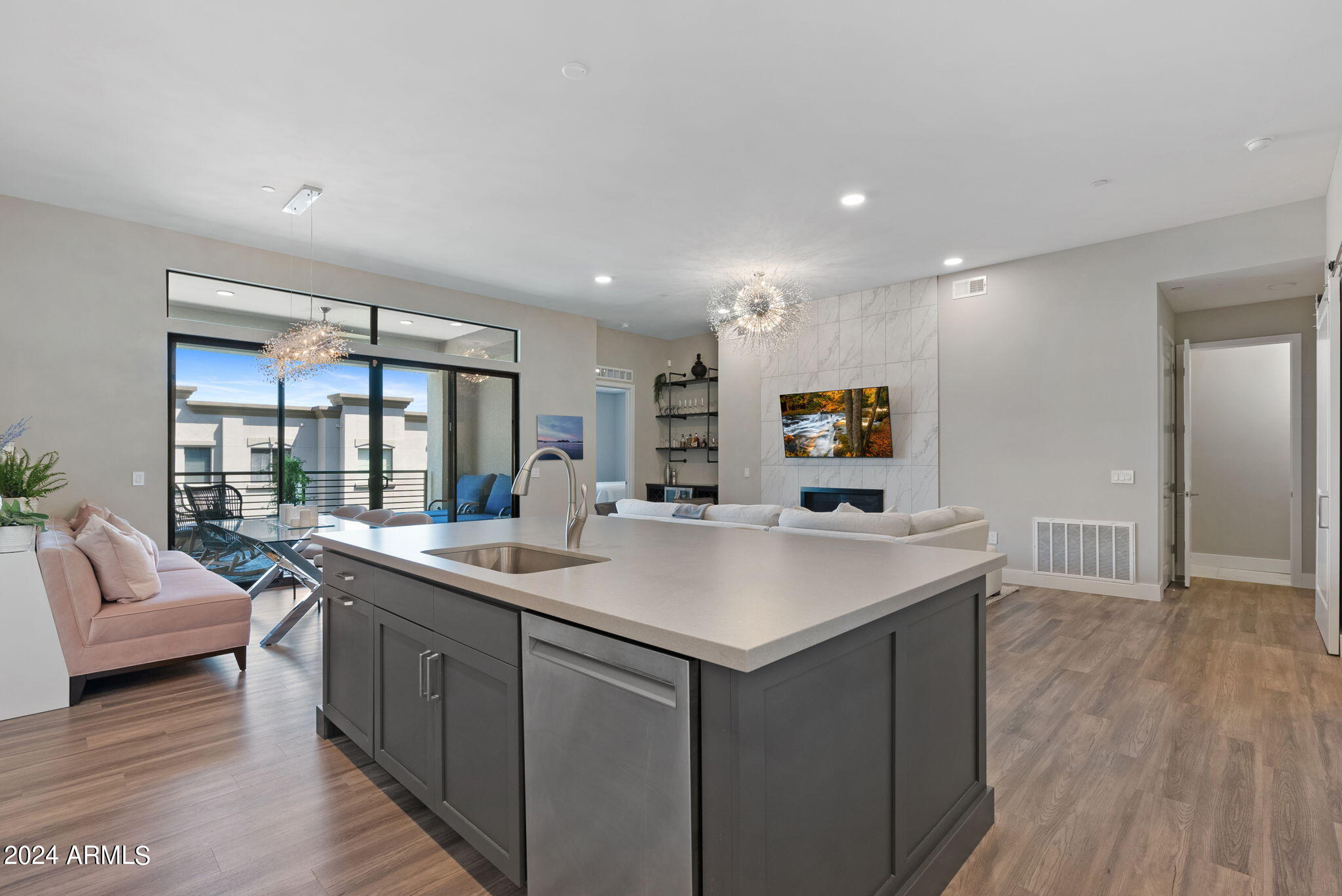 5250 E Deer Valley Drive, 457