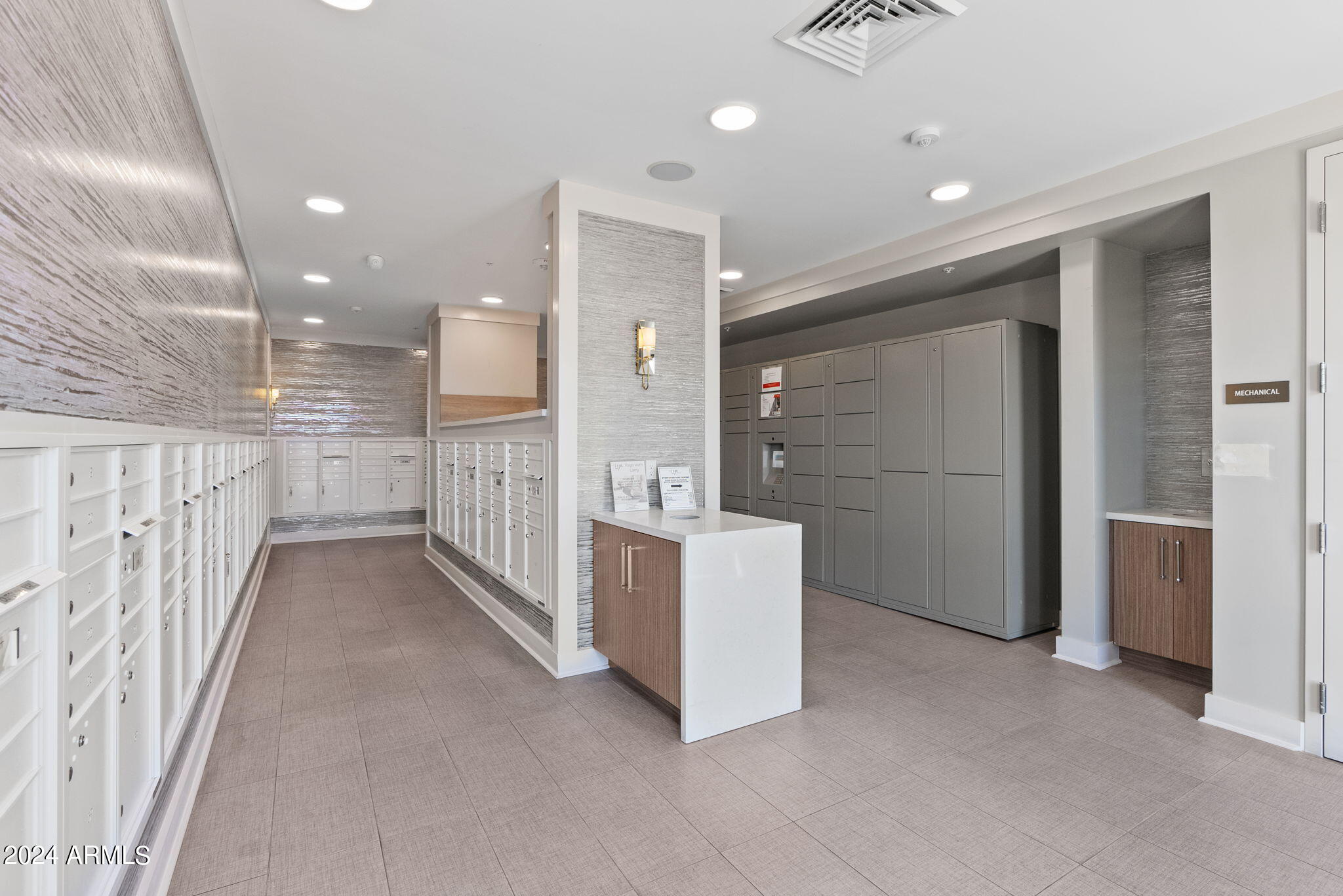 5250 E Deer Valley Drive, 457