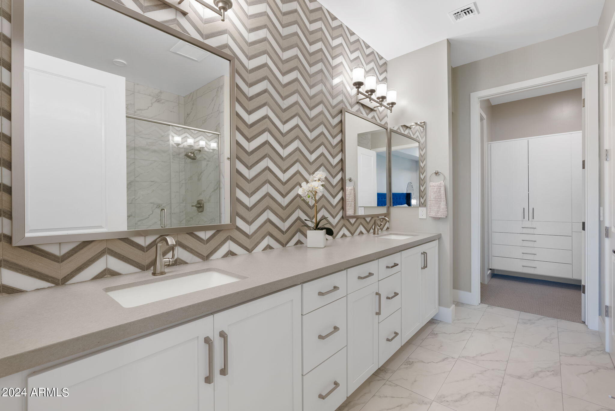 5250 E Deer Valley Drive, 457
