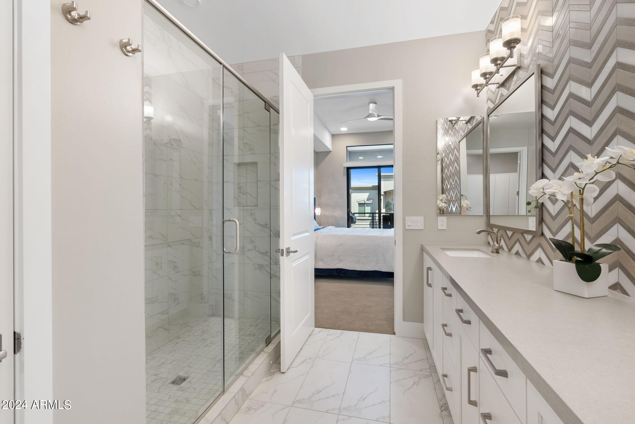 5250 E Deer Valley Drive, 457