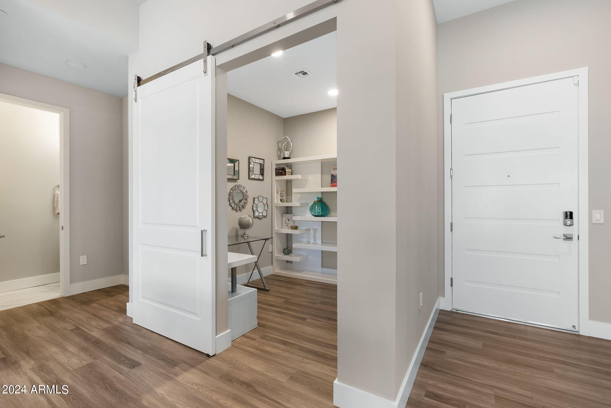 5250 E Deer Valley Drive, 457