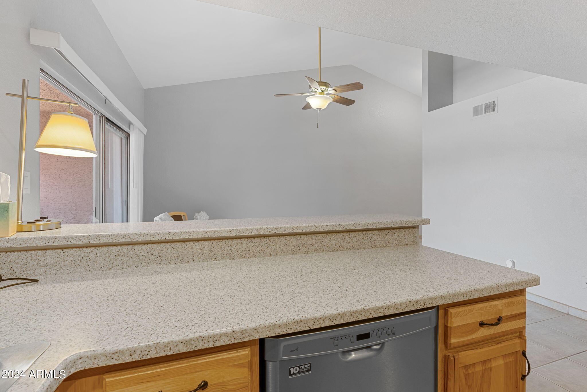1402 S Jentilly Lane, 203