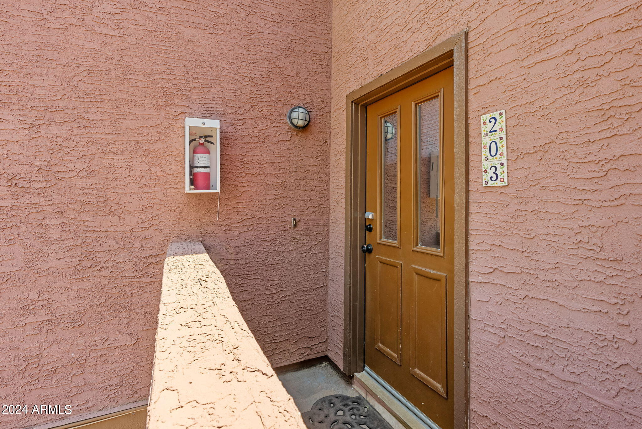 1402 S Jentilly Lane, 203