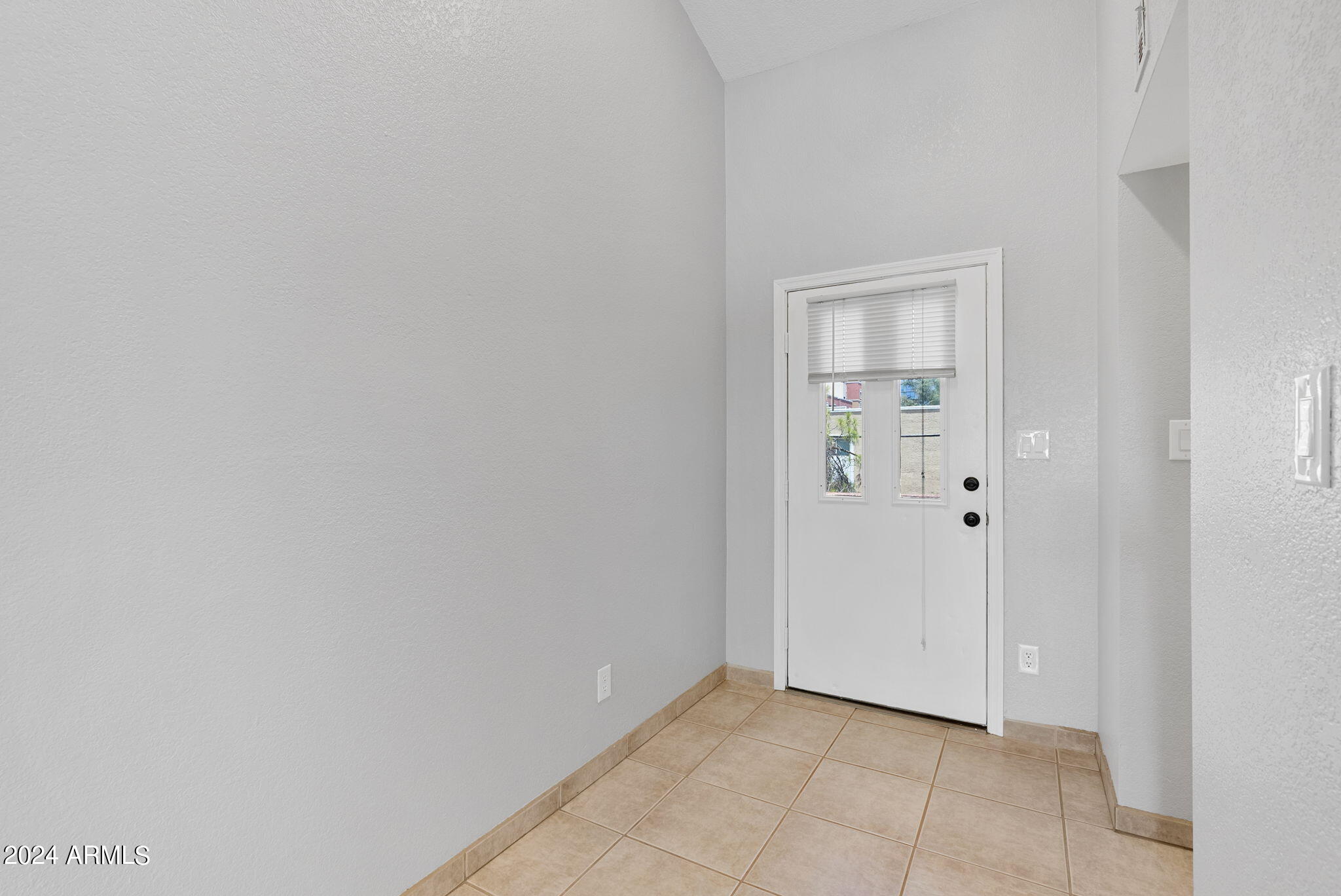 1402 S Jentilly Lane, 203