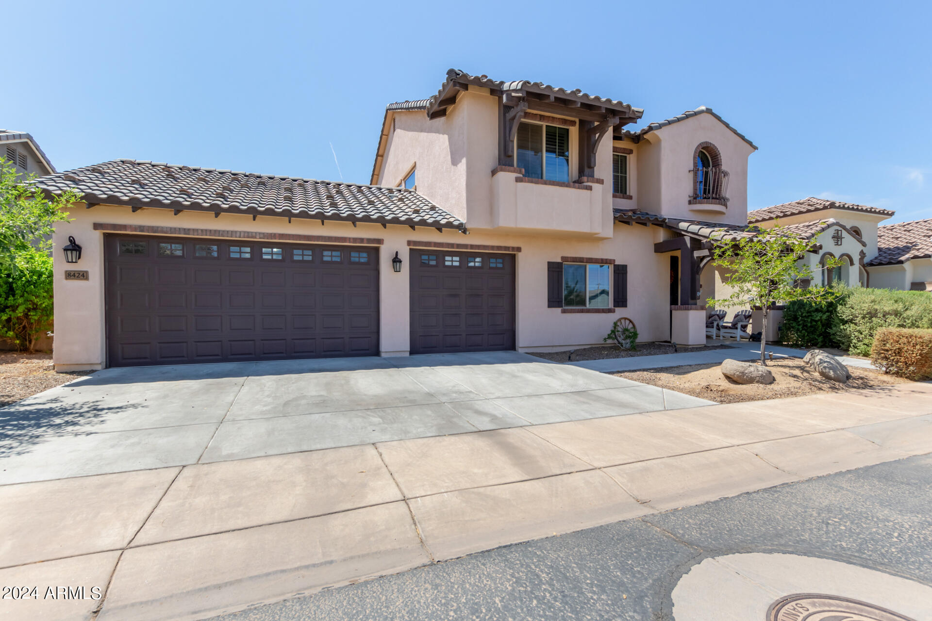8424 S 8TH Lane