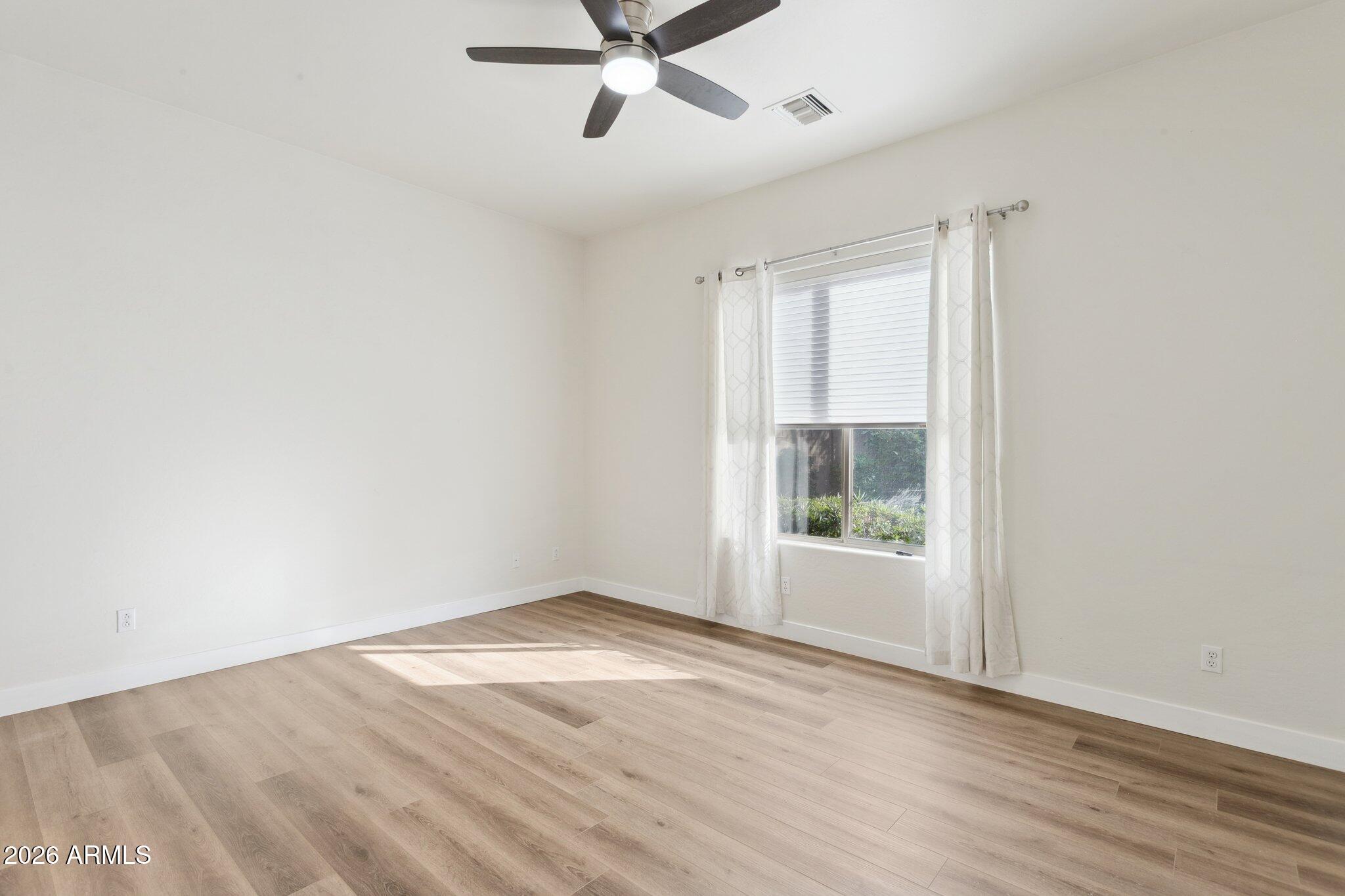 2161 E MENLO Circle