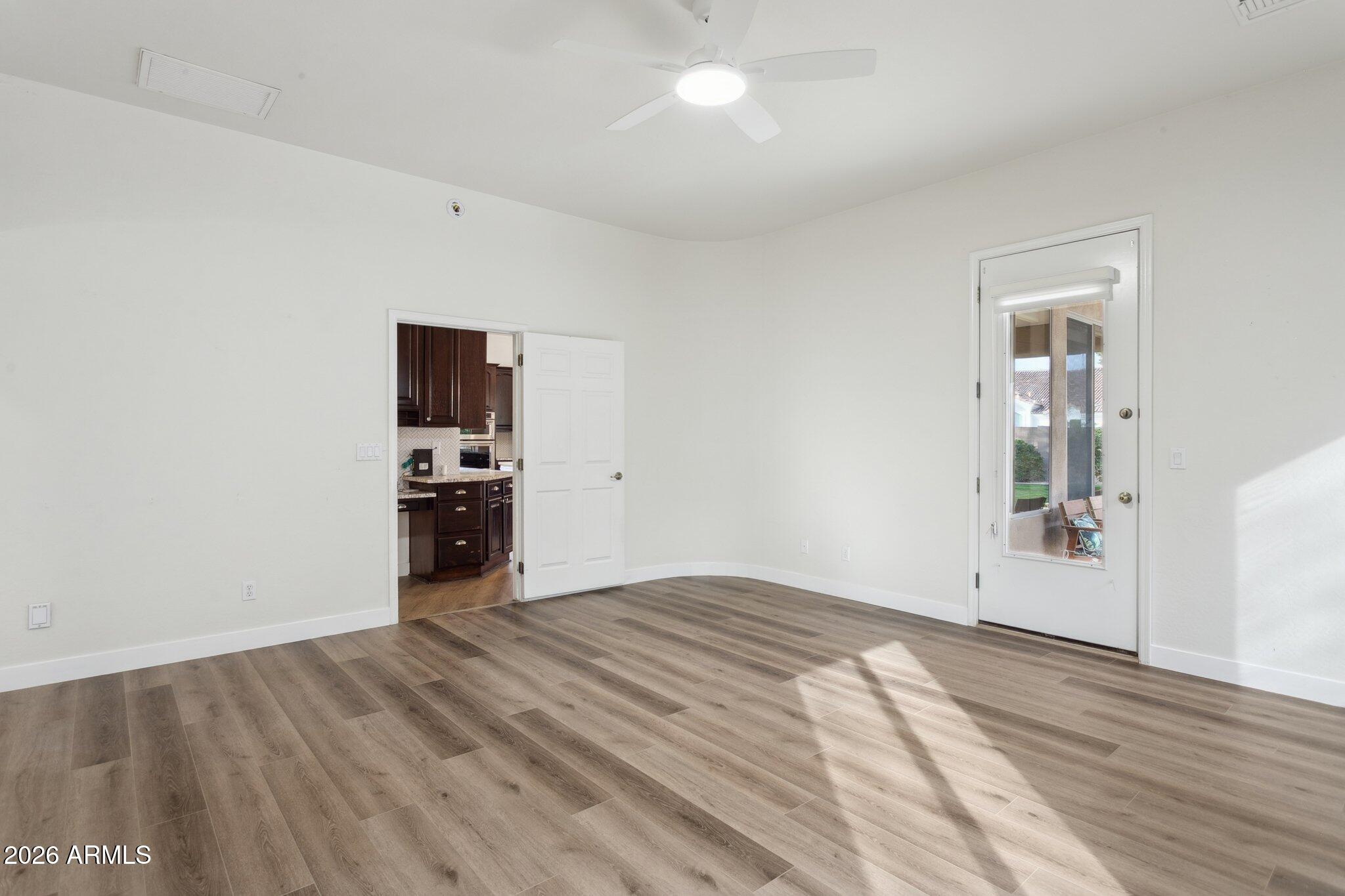 2161 E MENLO Circle