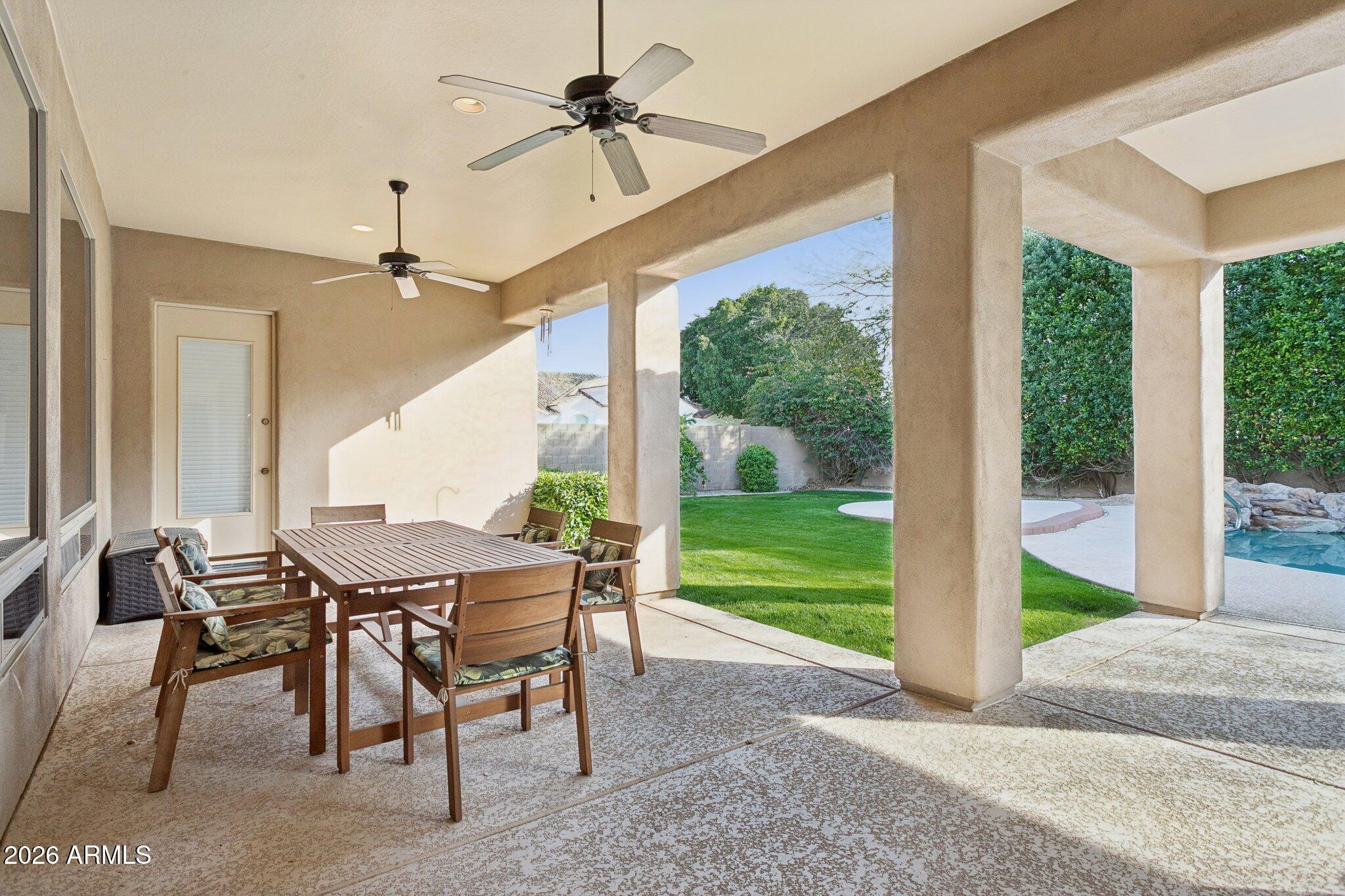 2161 E MENLO Circle