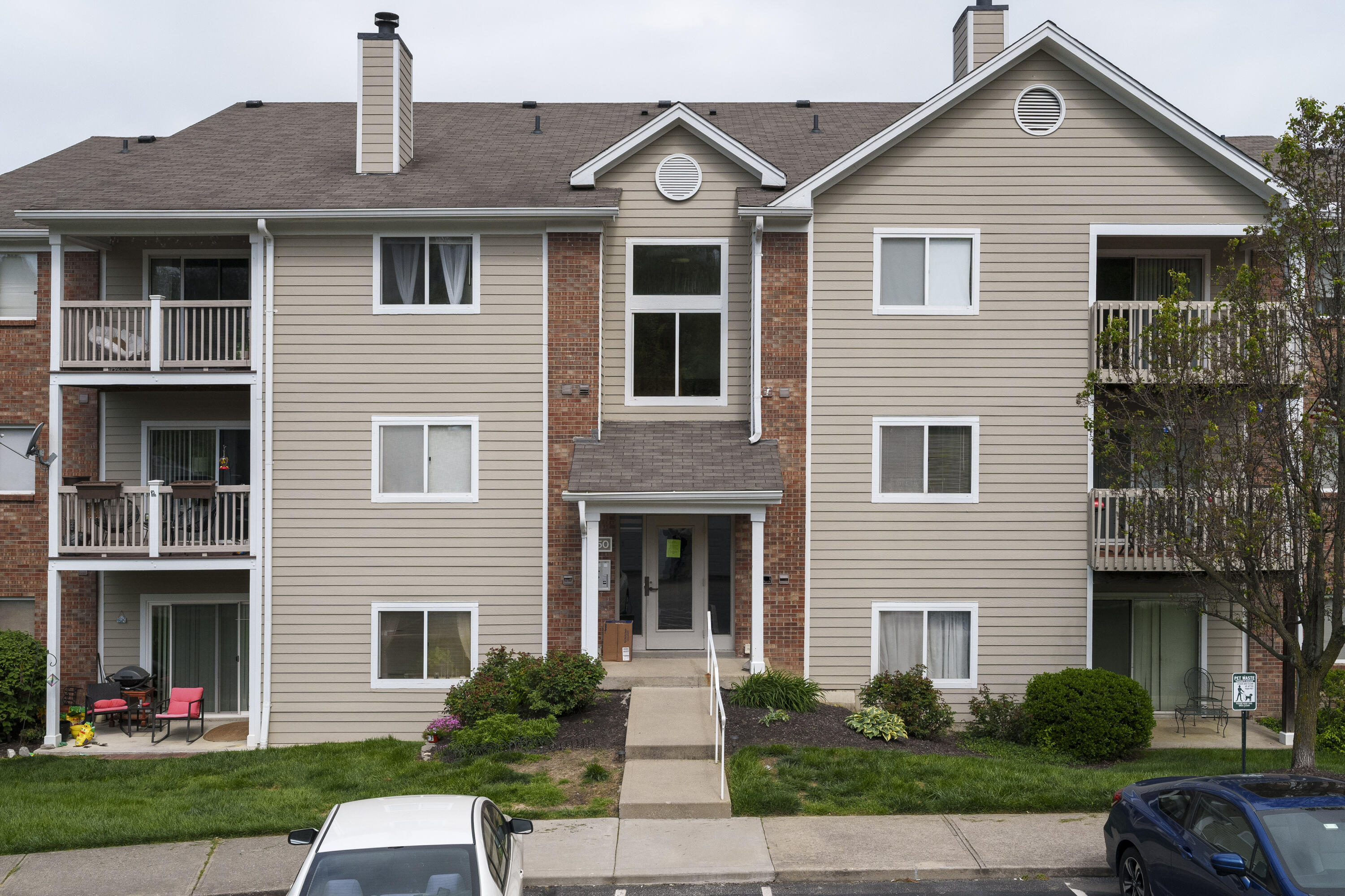 450 Lakeview Drive, 11