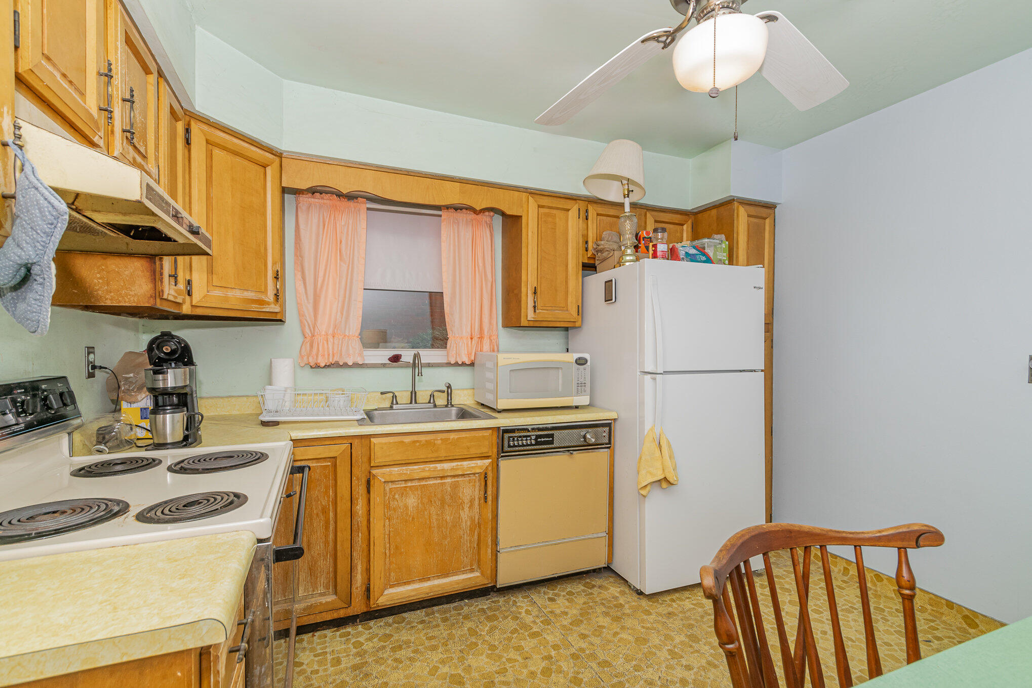 20 Ridge View Avenue