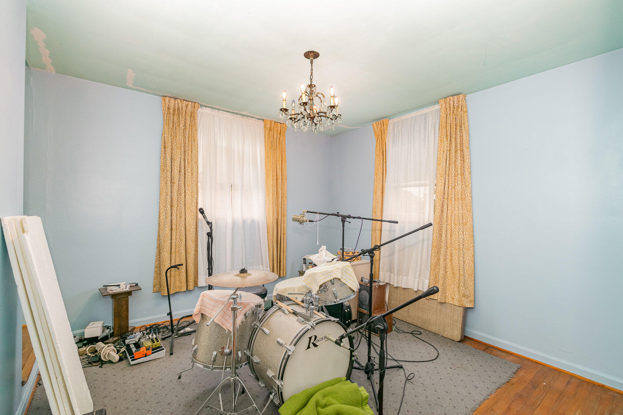 20 Ridge View Avenue