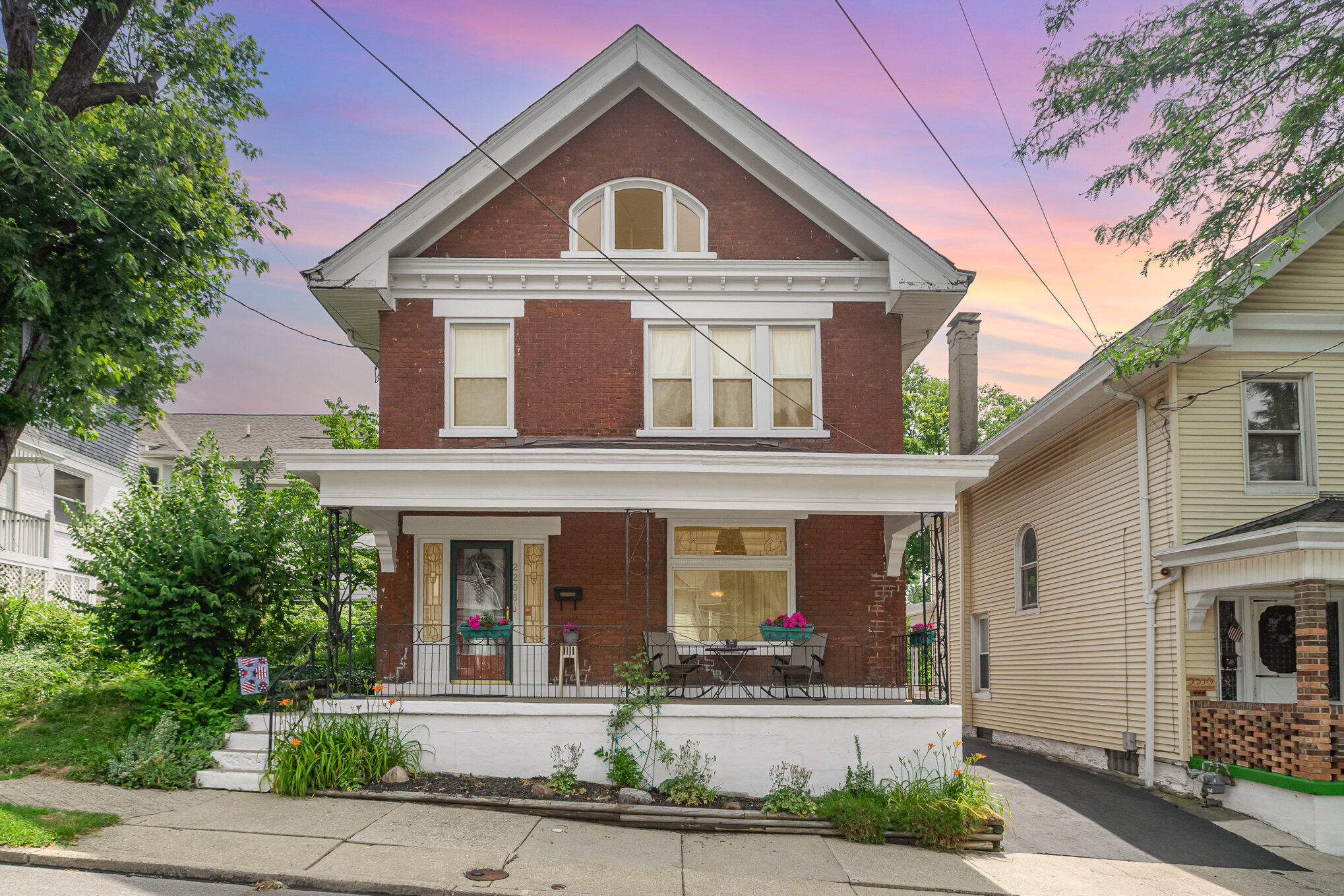 2208 Sterrett Avenue