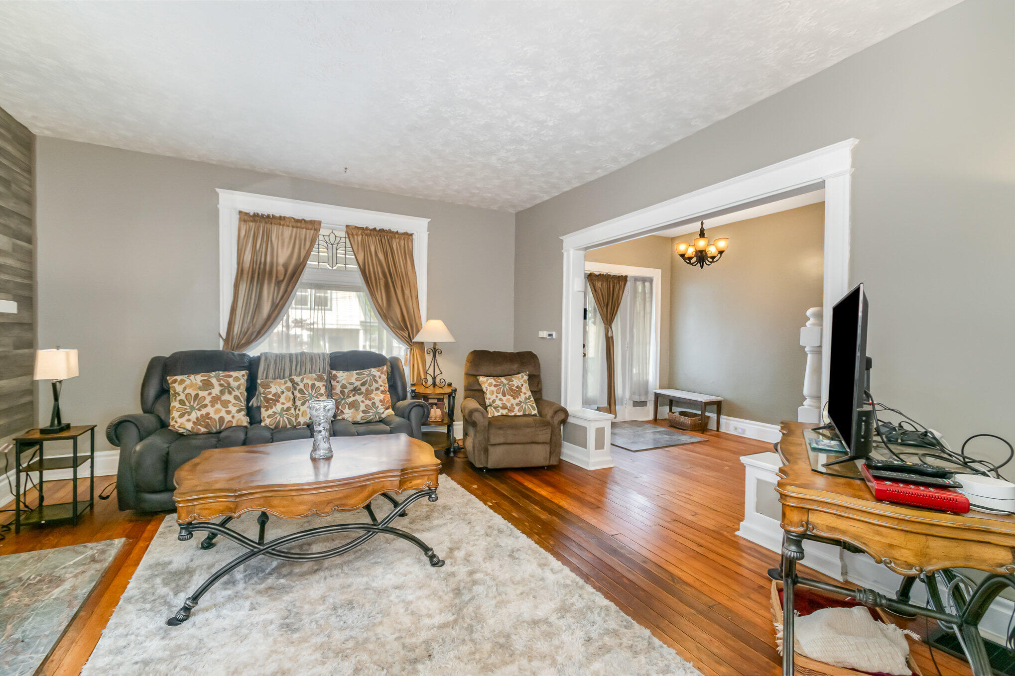 2208 Sterrett Avenue