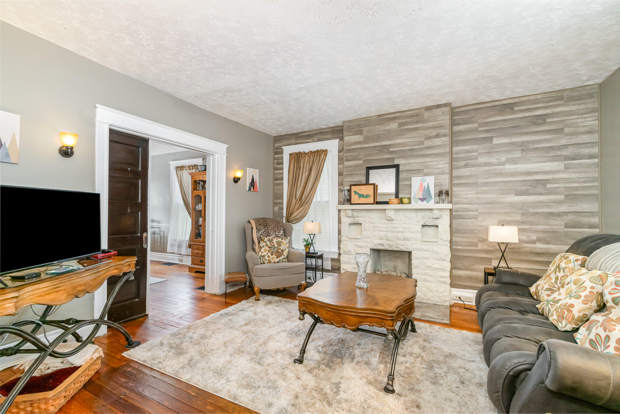 2208 Sterrett Avenue