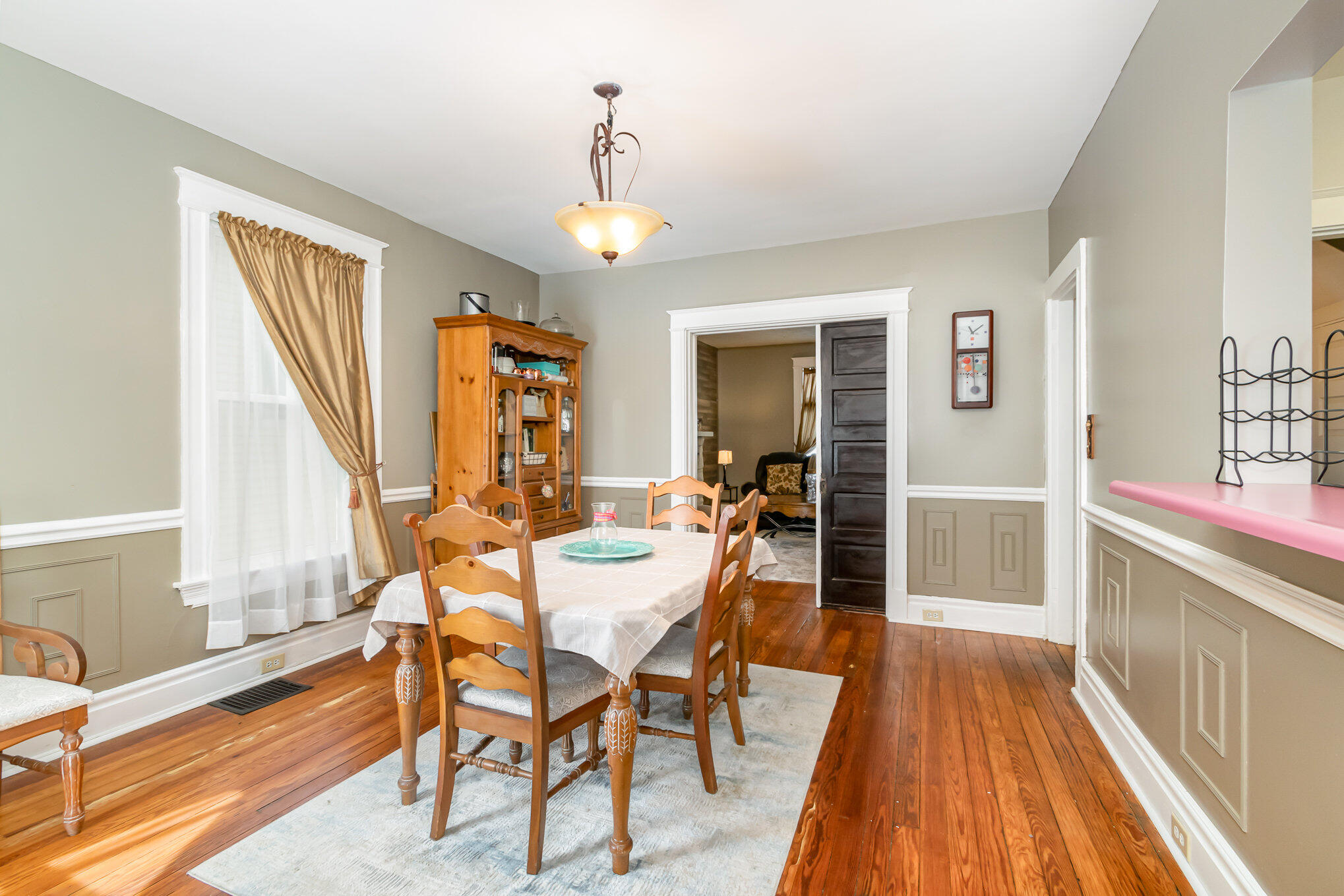 2208 Sterrett Avenue