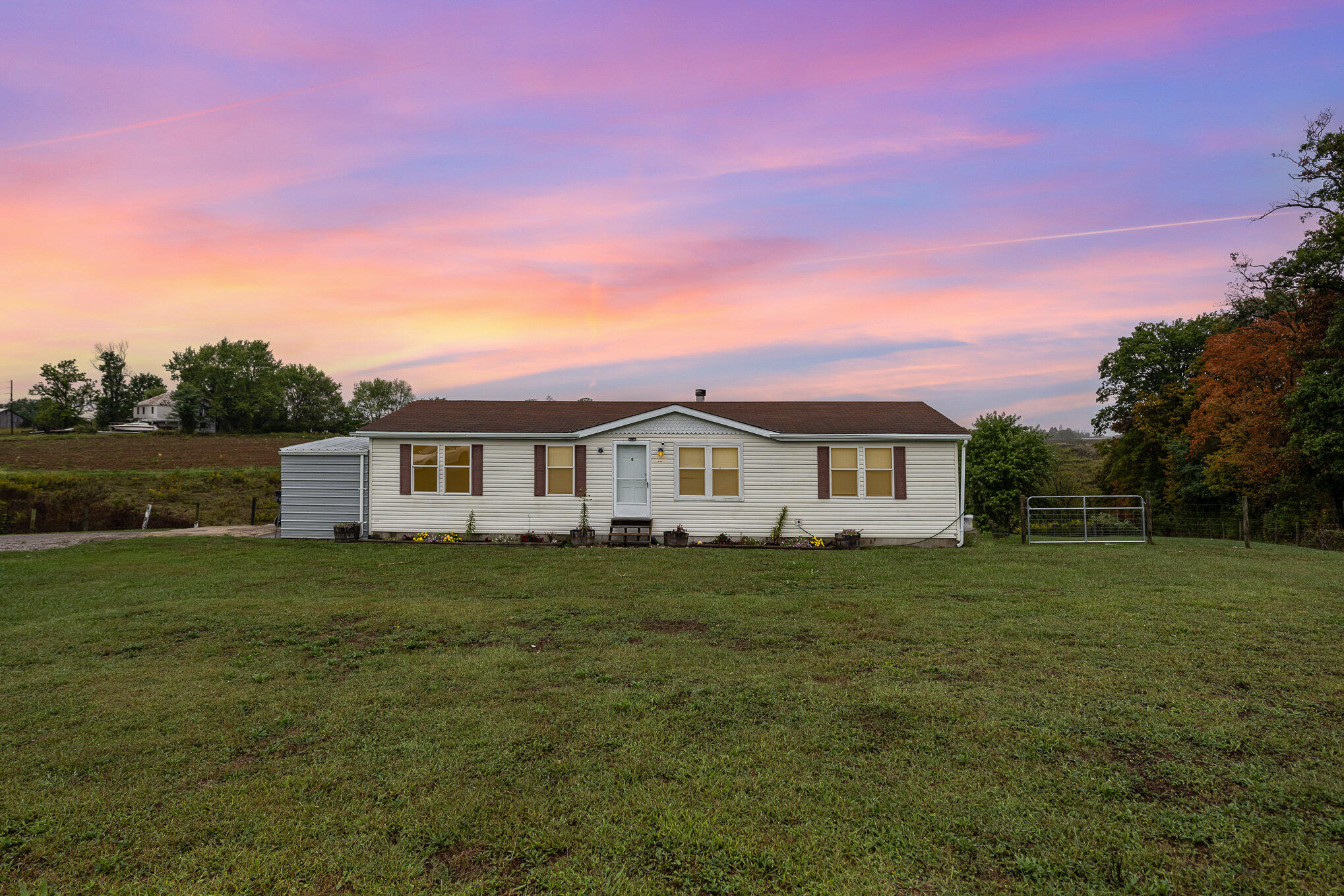 5805 Napoleon Zion Station Road