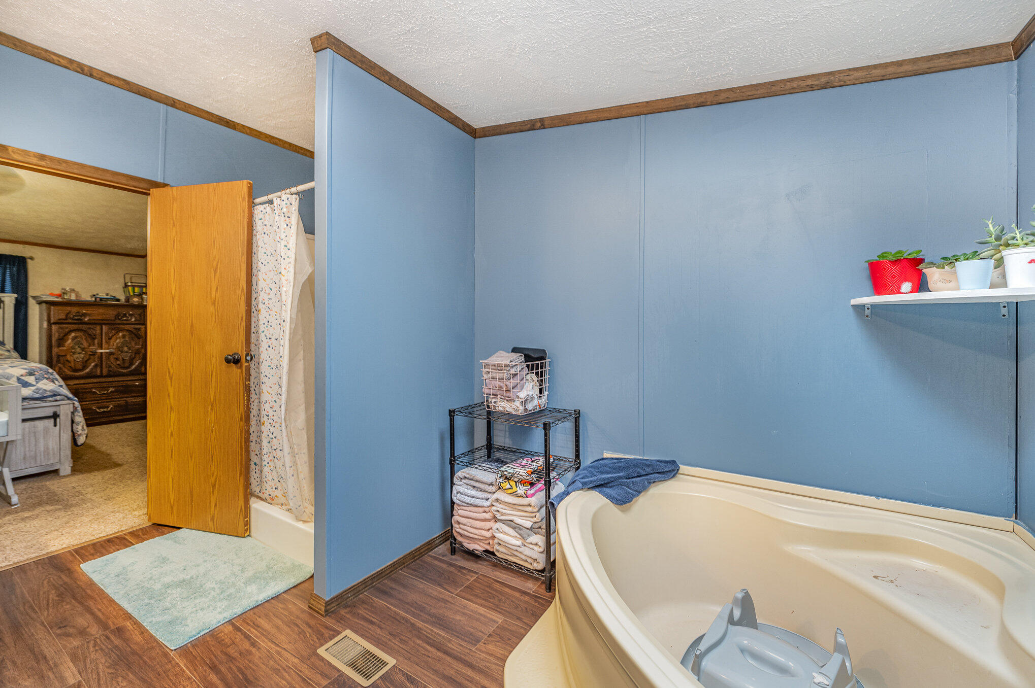 5805 Napoleon Zion Station Road