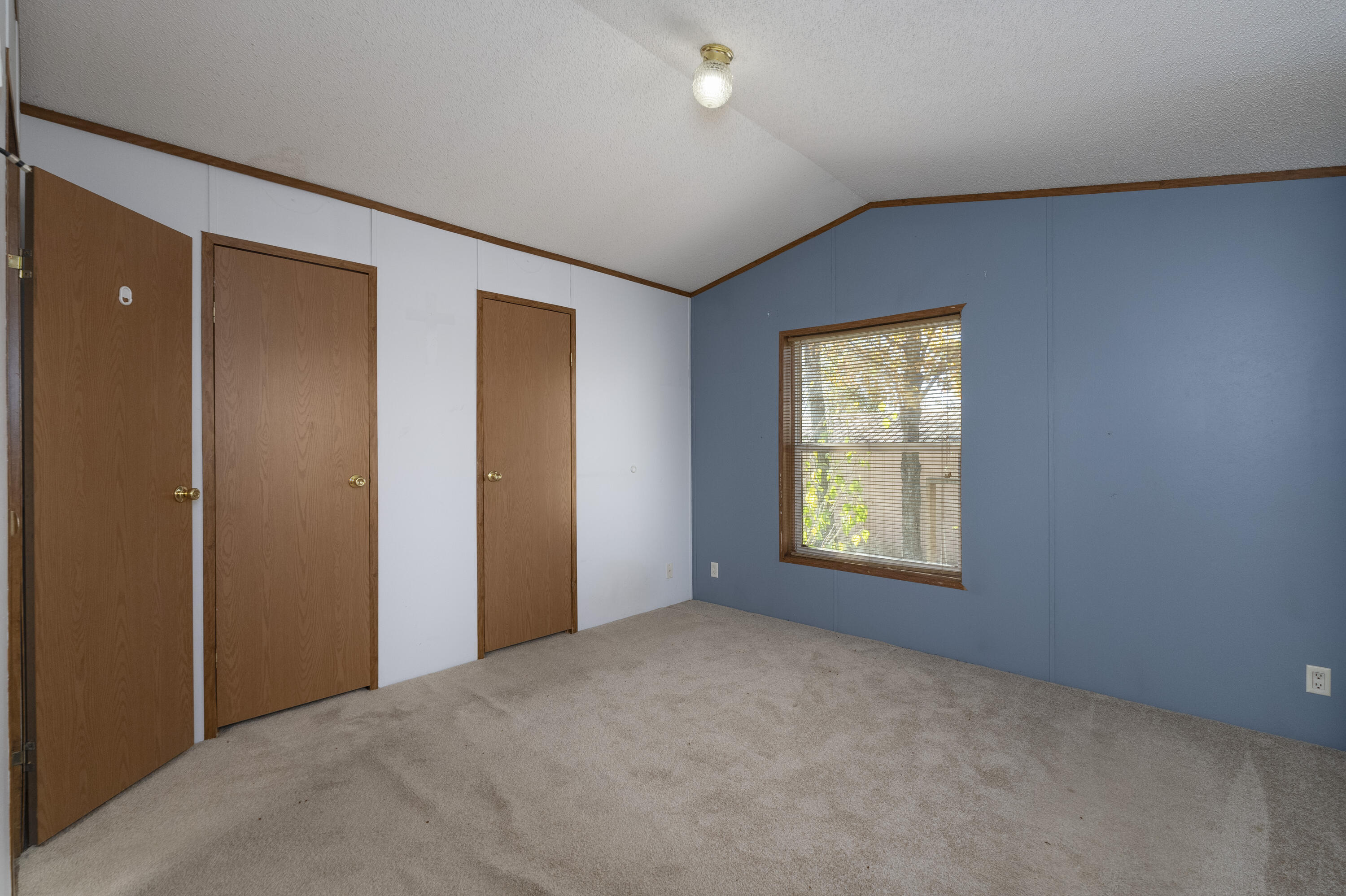 1575 Tapering Pointe Road