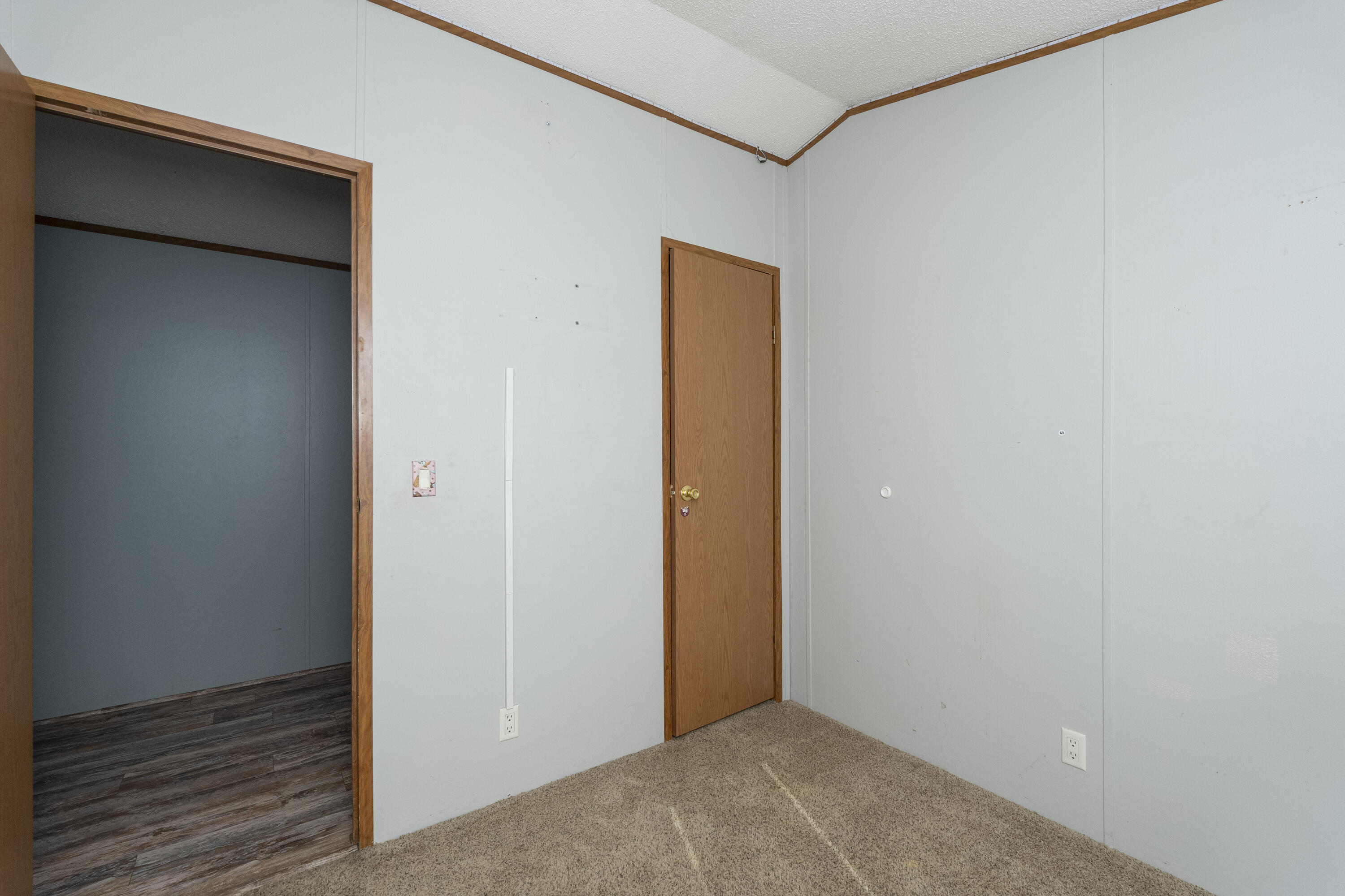 1575 Tapering Pointe Road