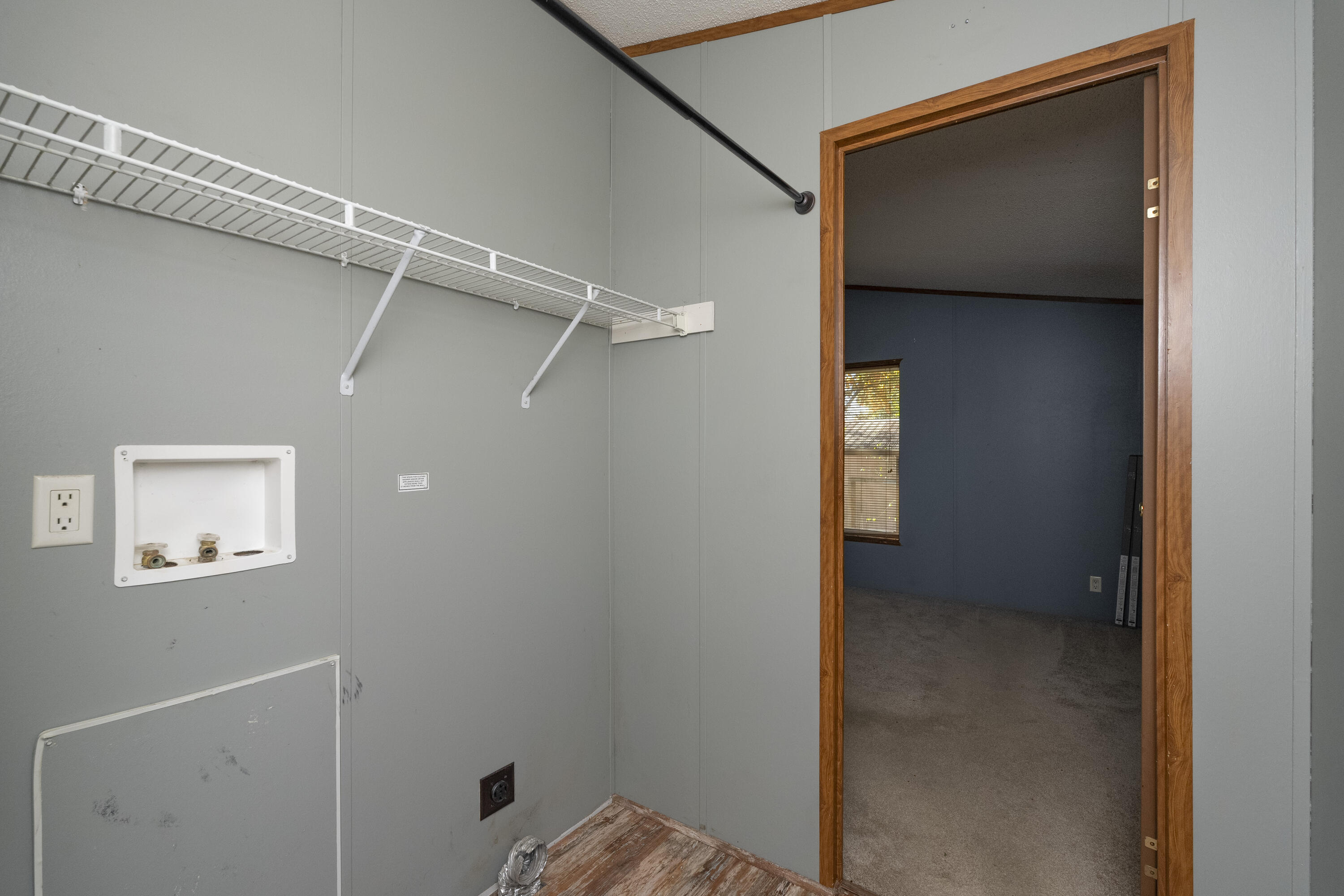 1575 Tapering Pointe Road