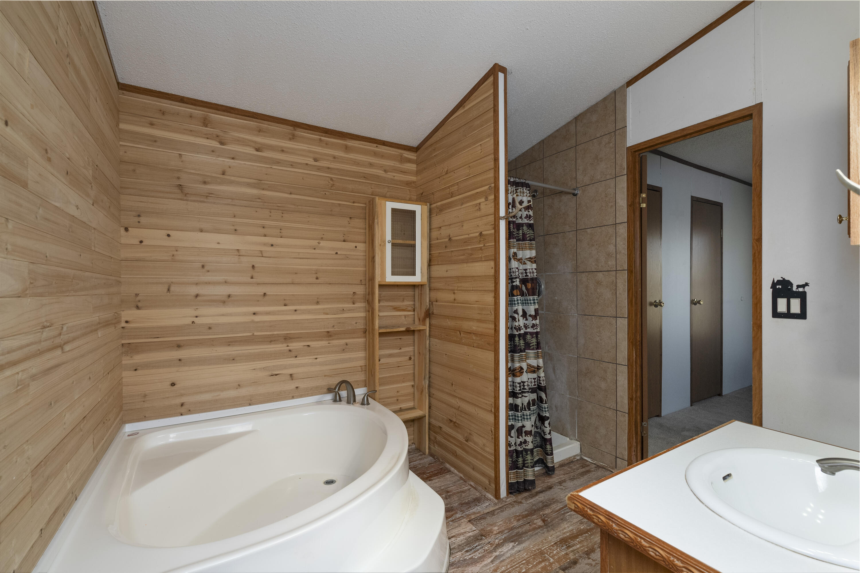 1575 Tapering Pointe Road